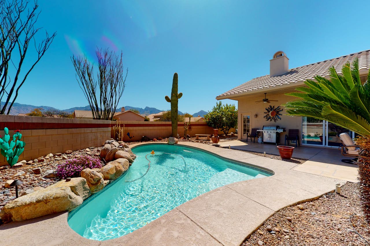 Hacienda Rancho Vistoso 4 BD Oro Valley, AZ Vacation Rental Vacasa