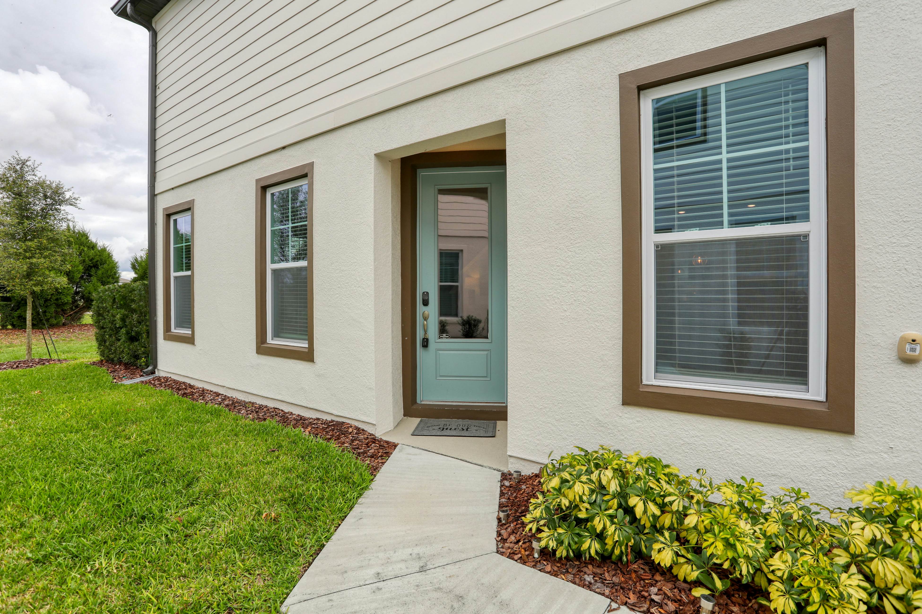 Sweet Retreat - The Enclaves