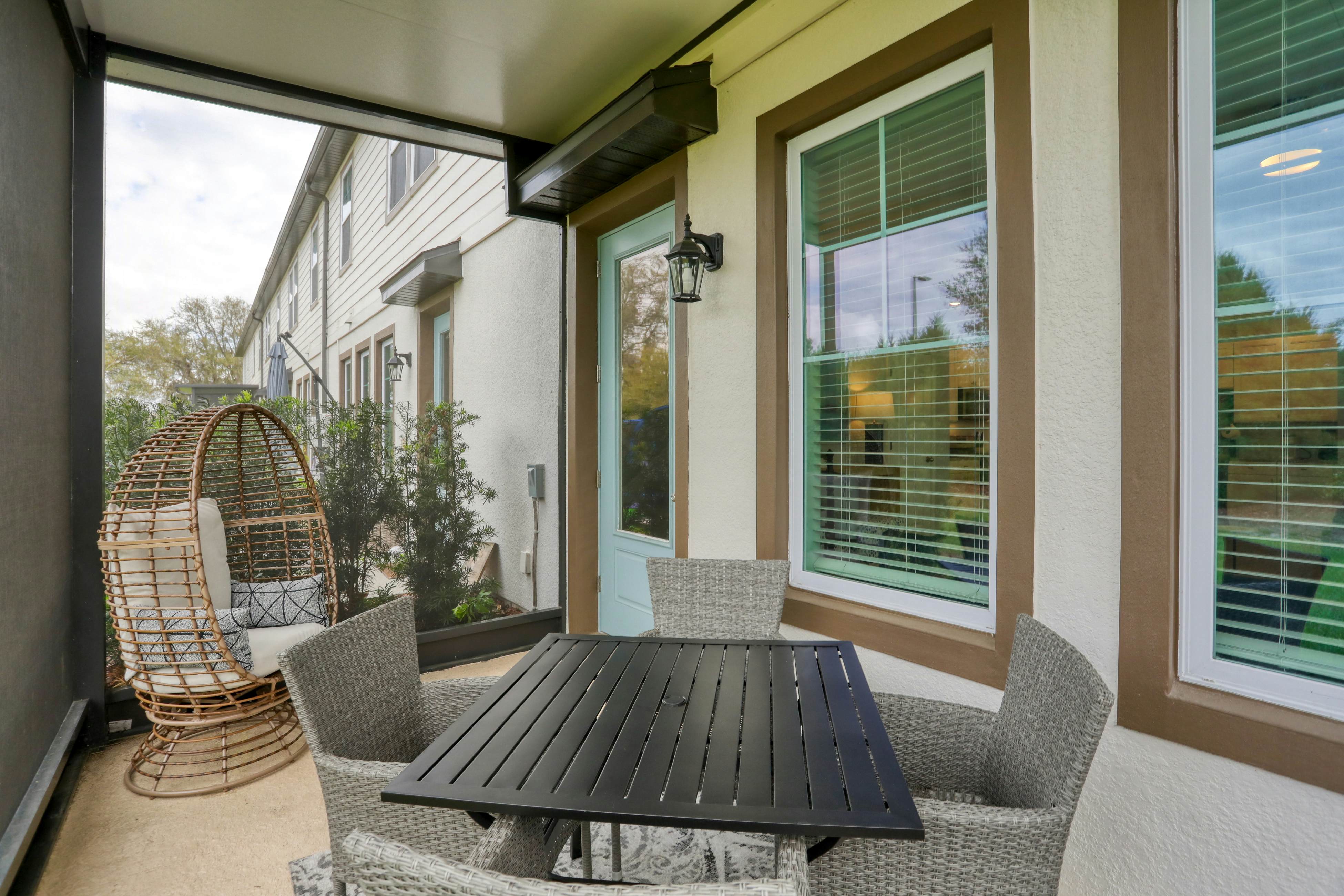 Sweet Retreat - The Enclaves