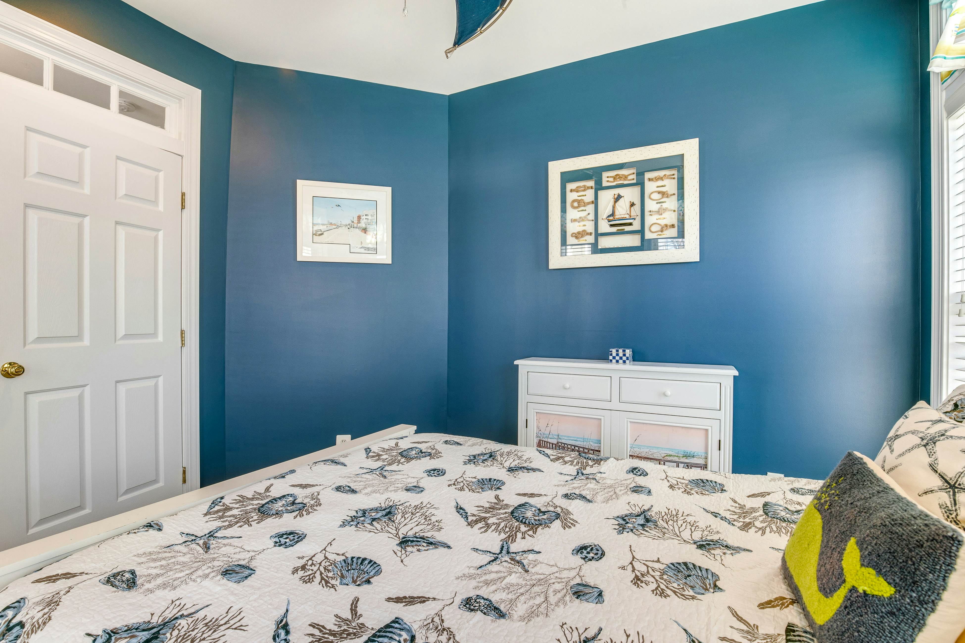 Sunset Island - 25 Beach Walk