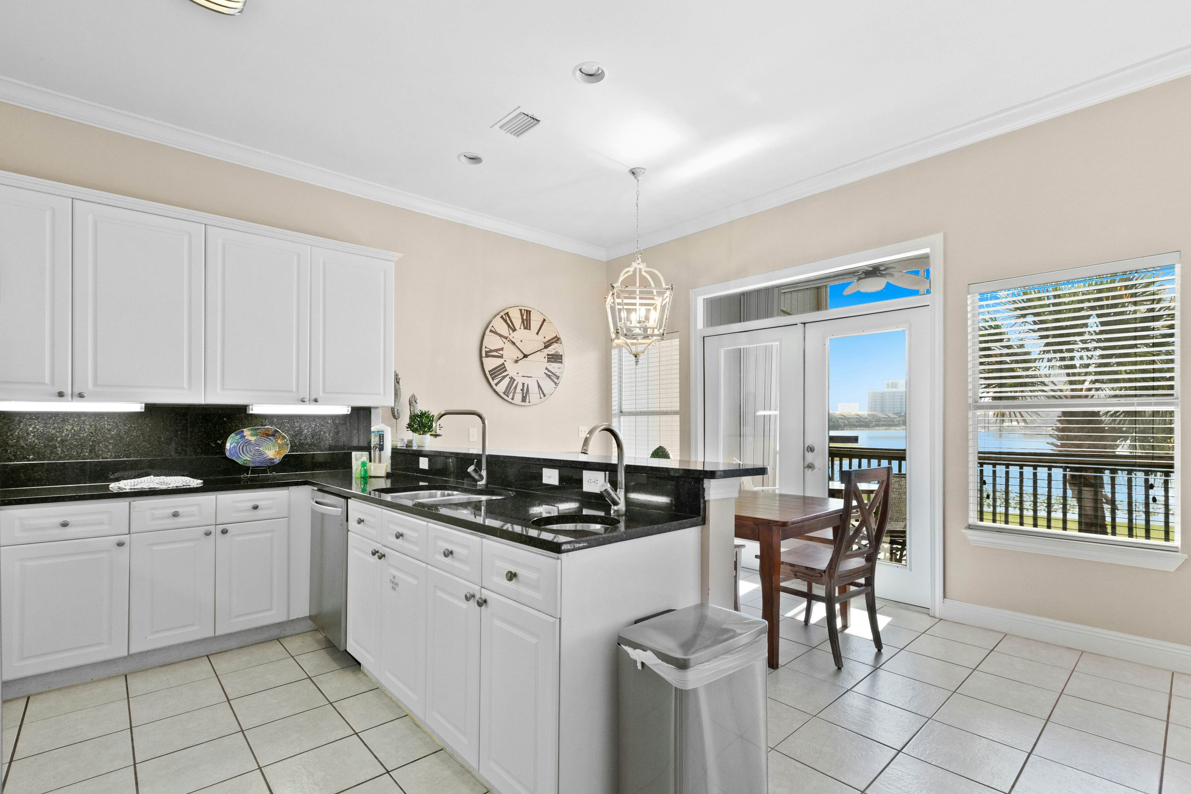 Seascape Lakefront Villas 412