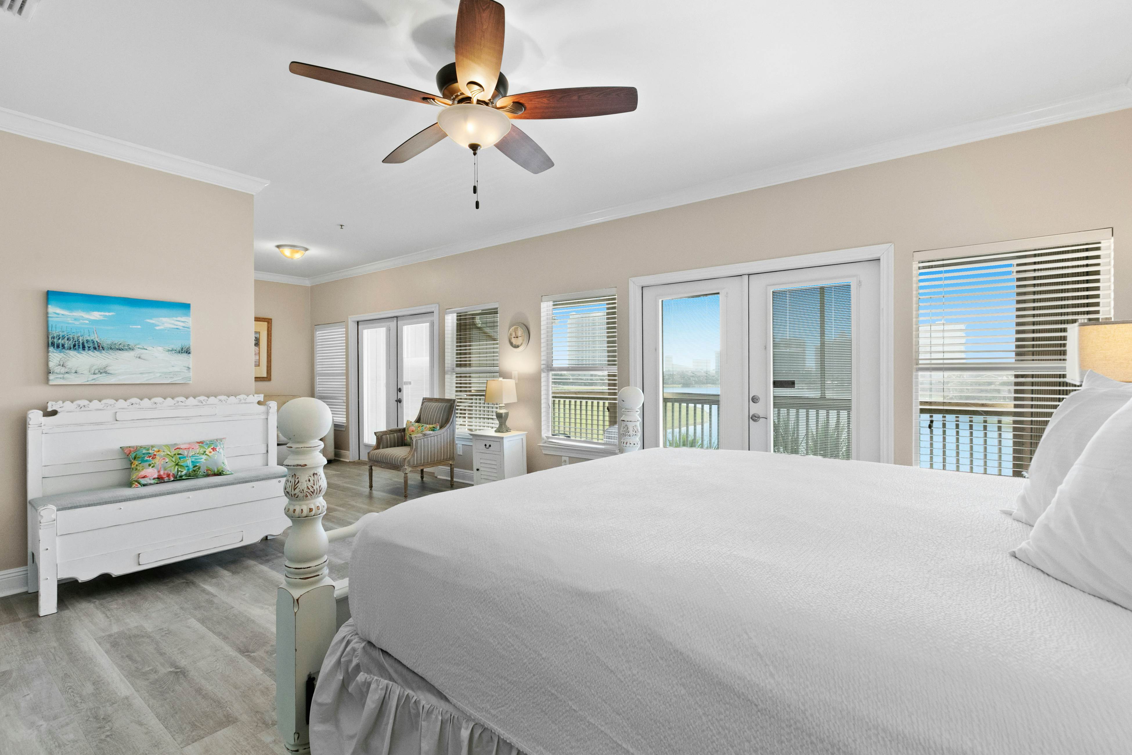 Seascape Lakefront Villas 412