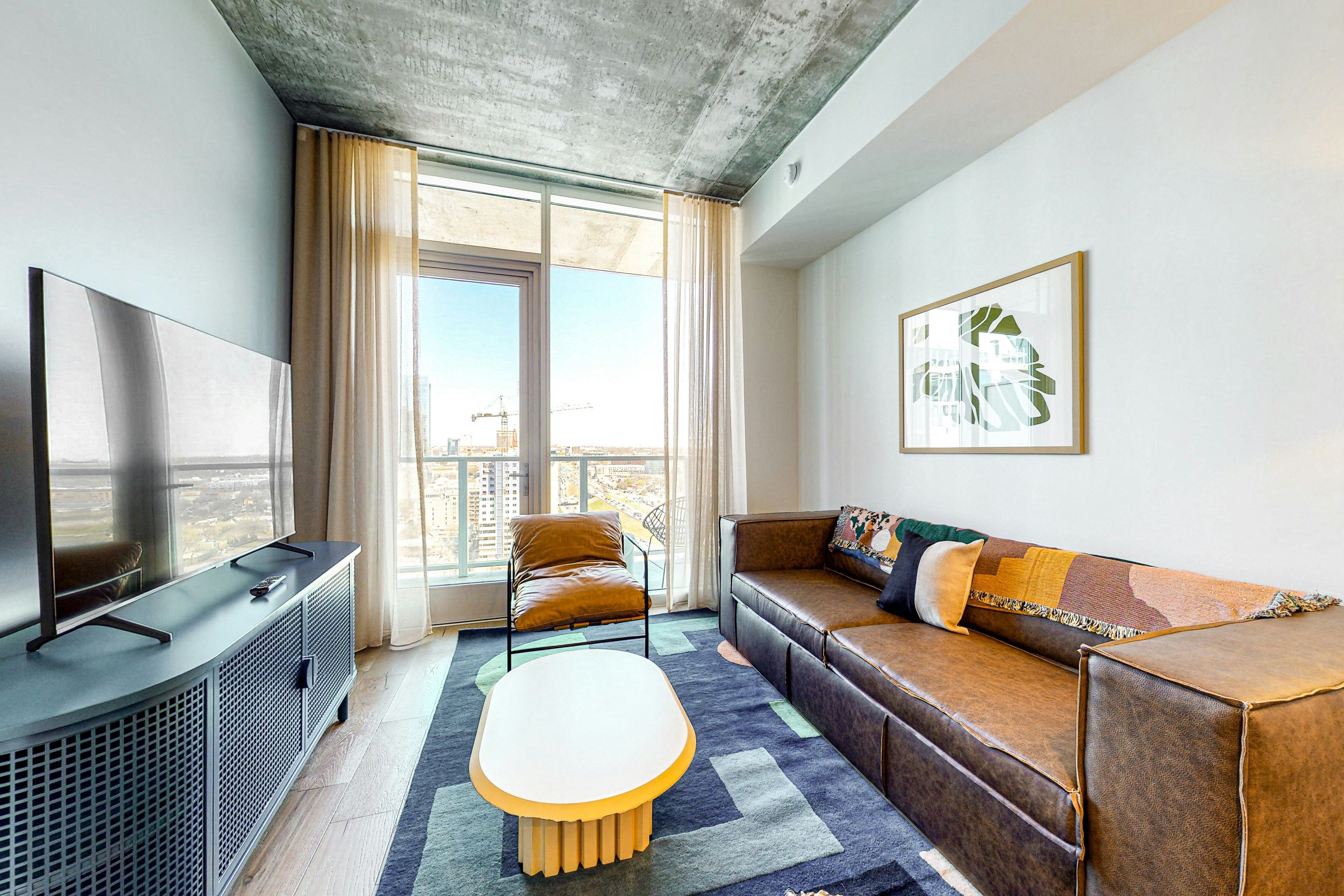 Natiivo Austin Monarch