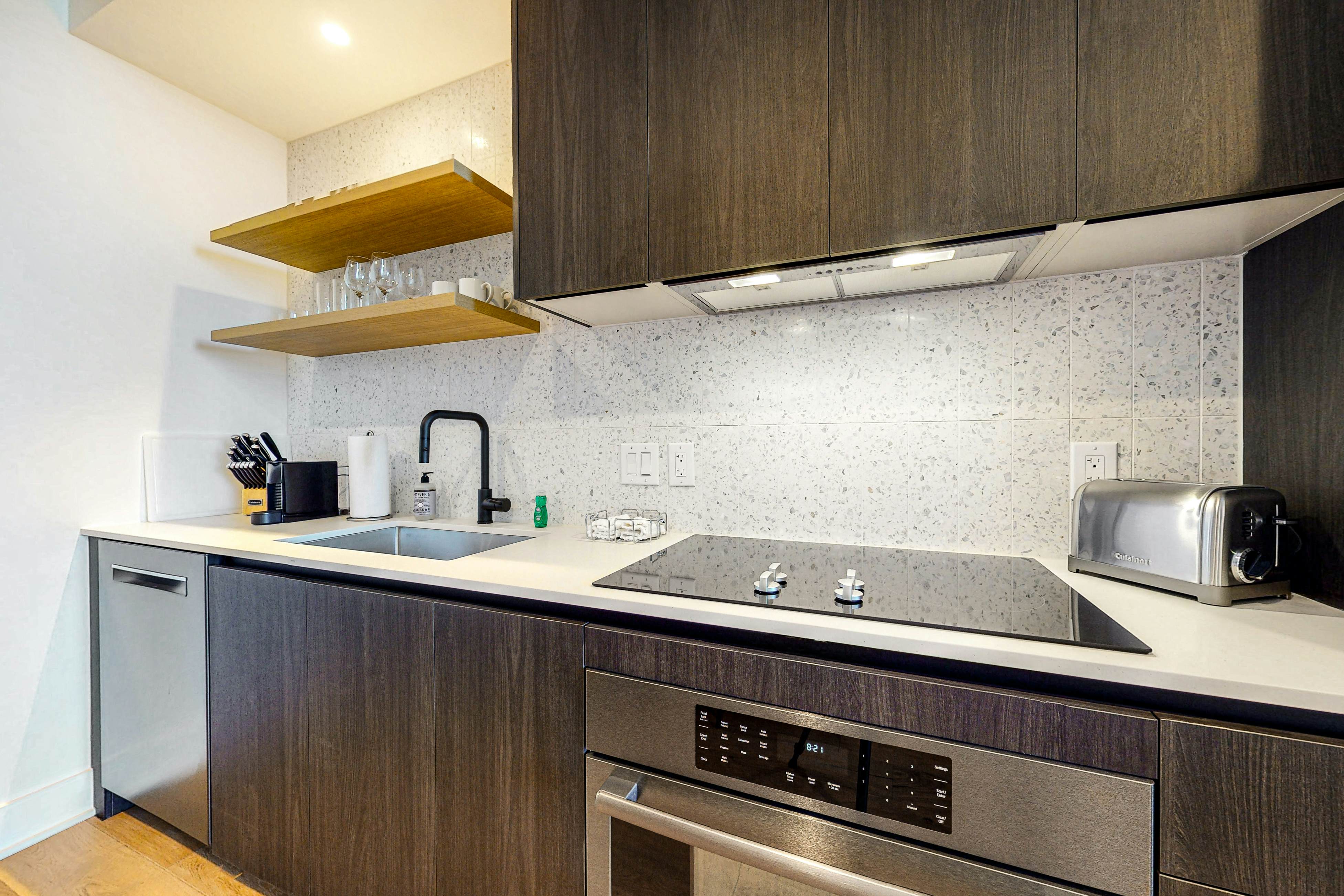 Natiivo Austin Monarch