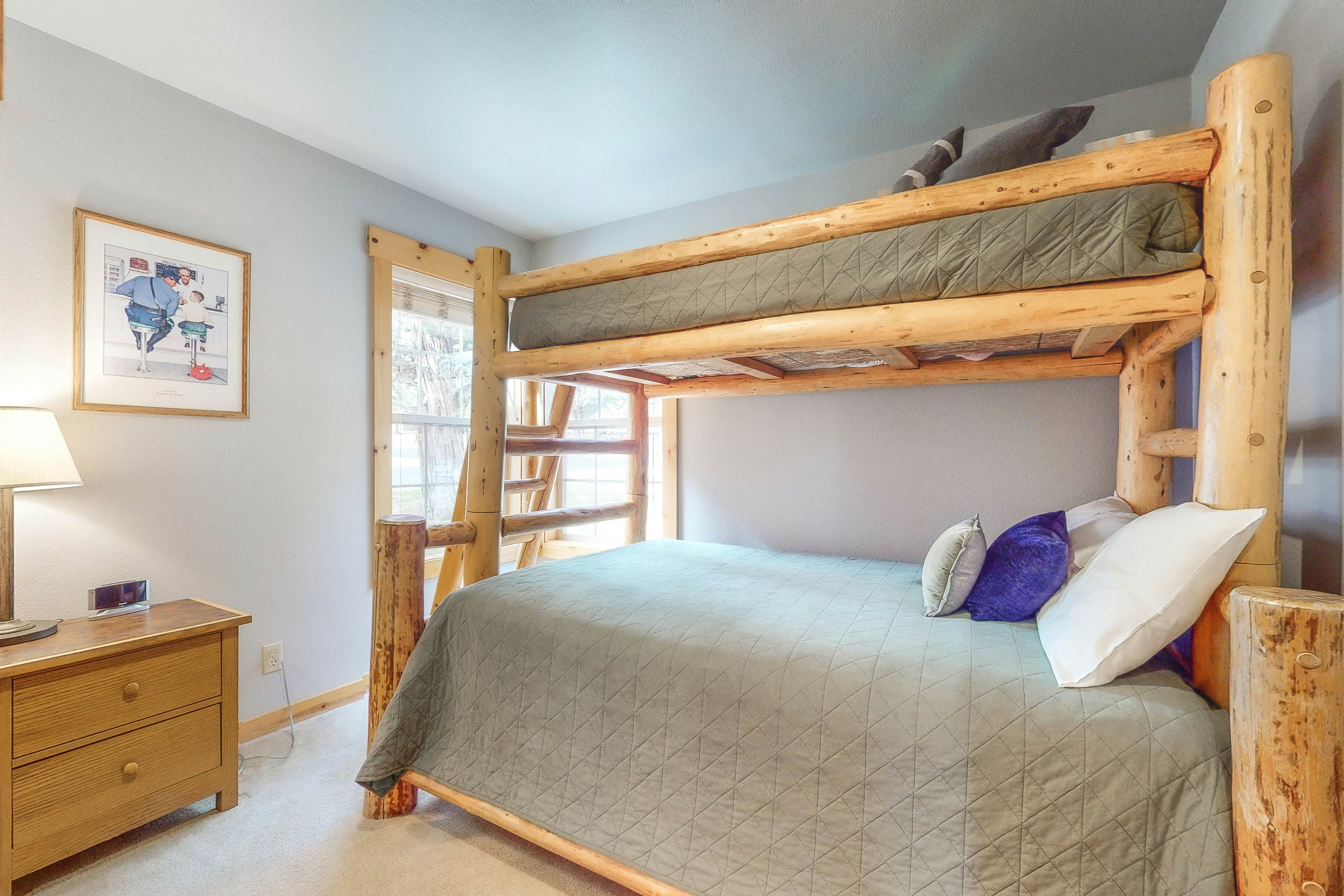 Eagle Creek Chalet on the Pond