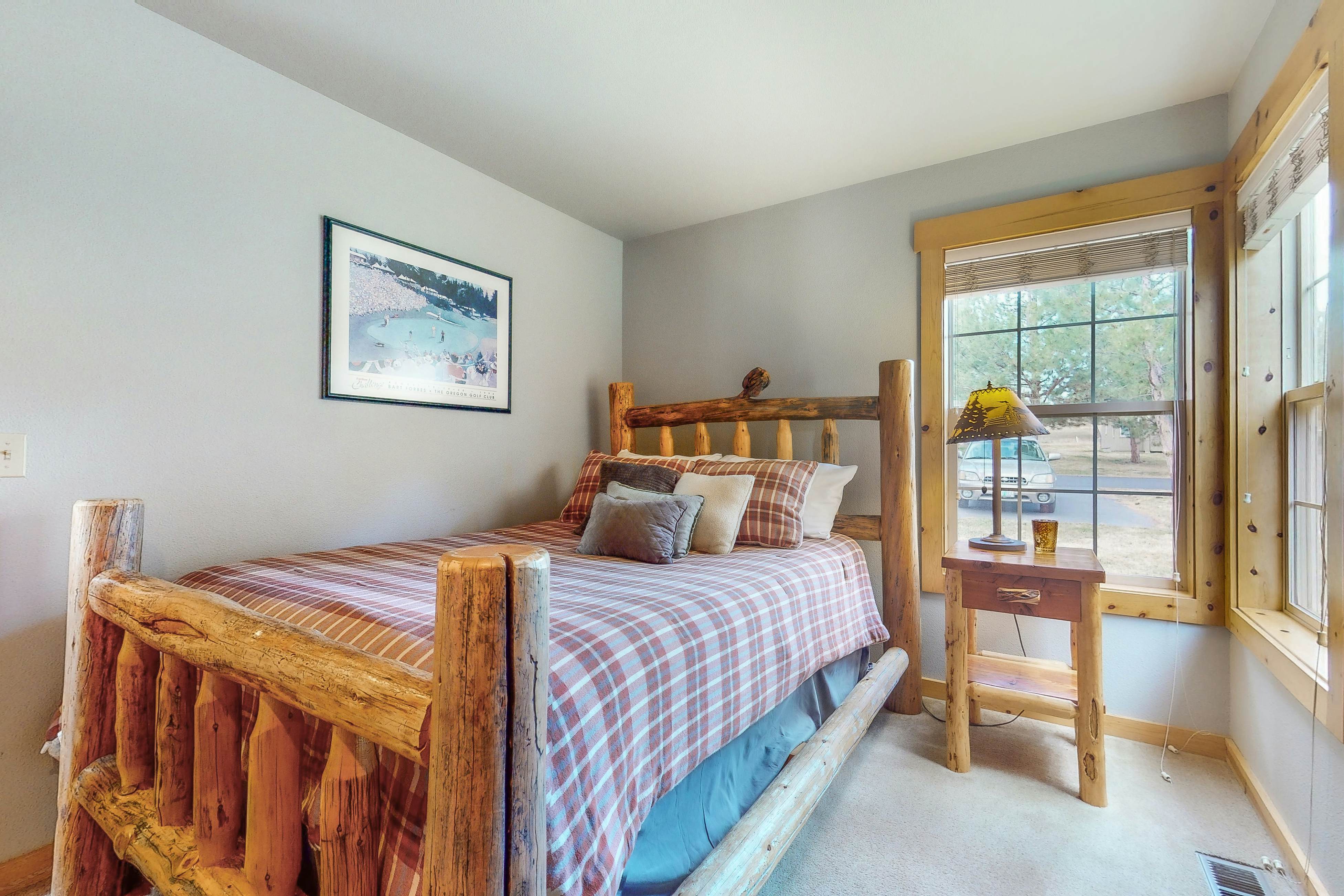 Eagle Creek Chalet on the Pond