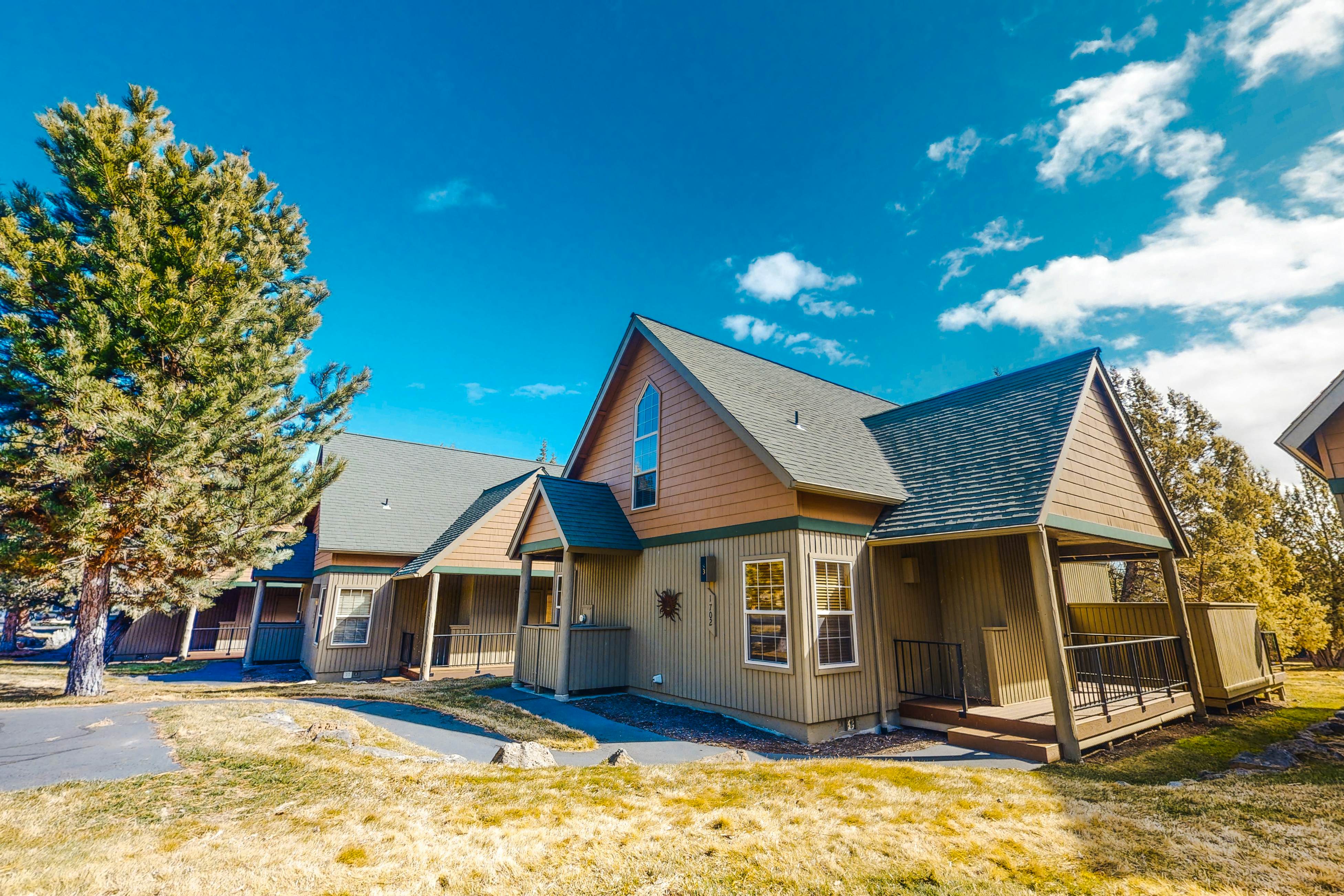 Eagle Creek Chalet on the Pond