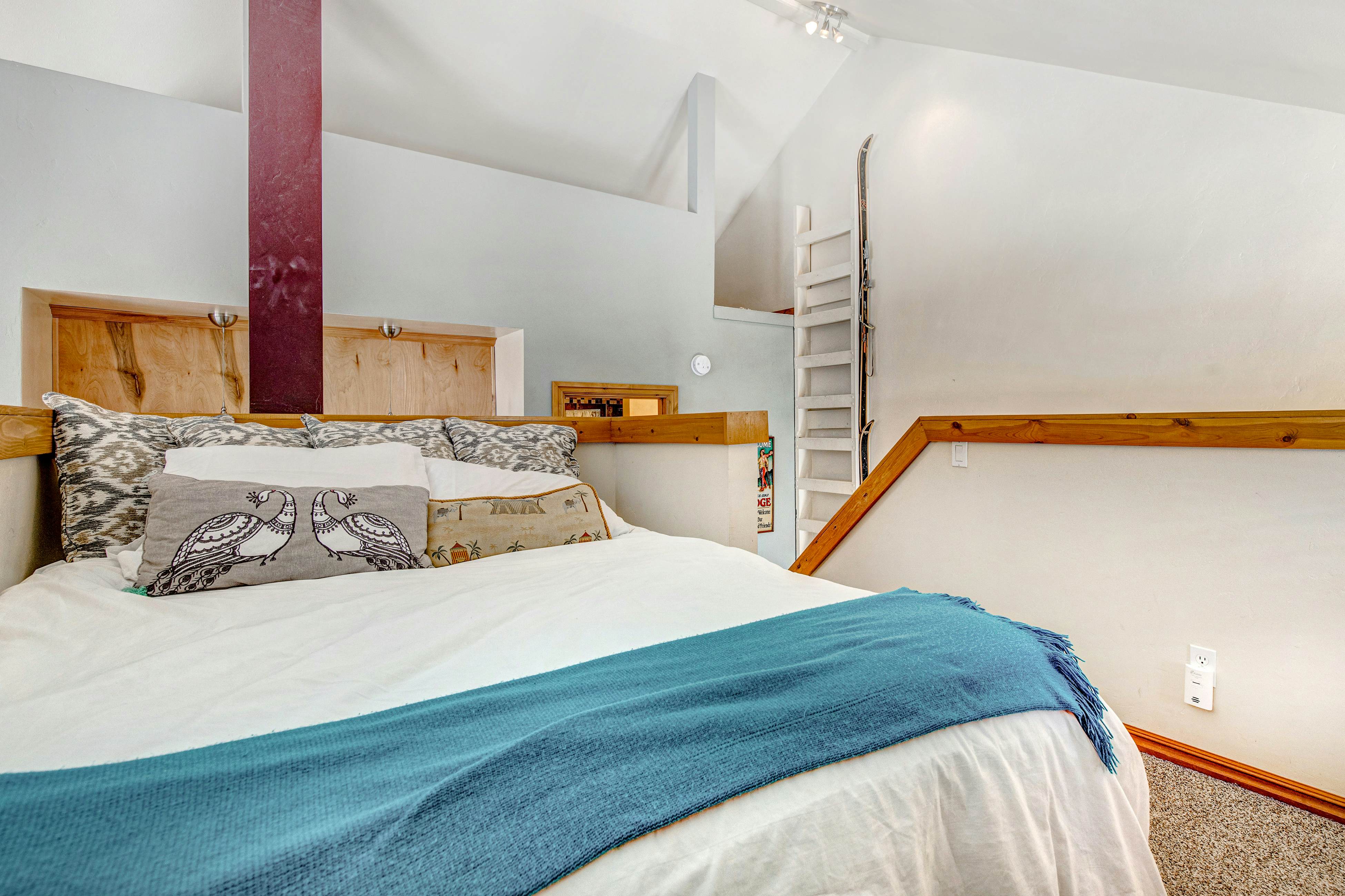 Hidden Creek Gem 22A