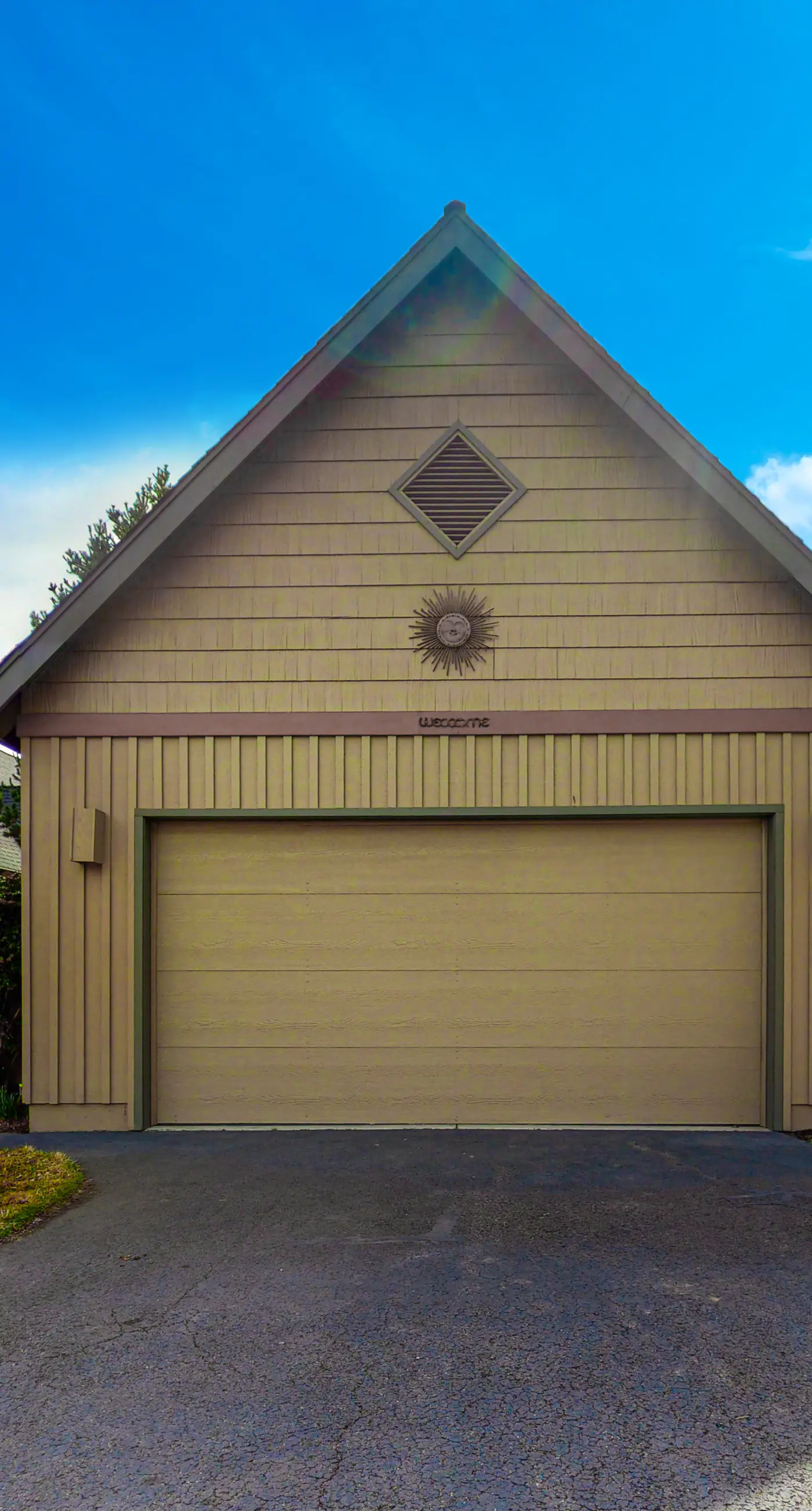 Cinnamon Teal Chalet