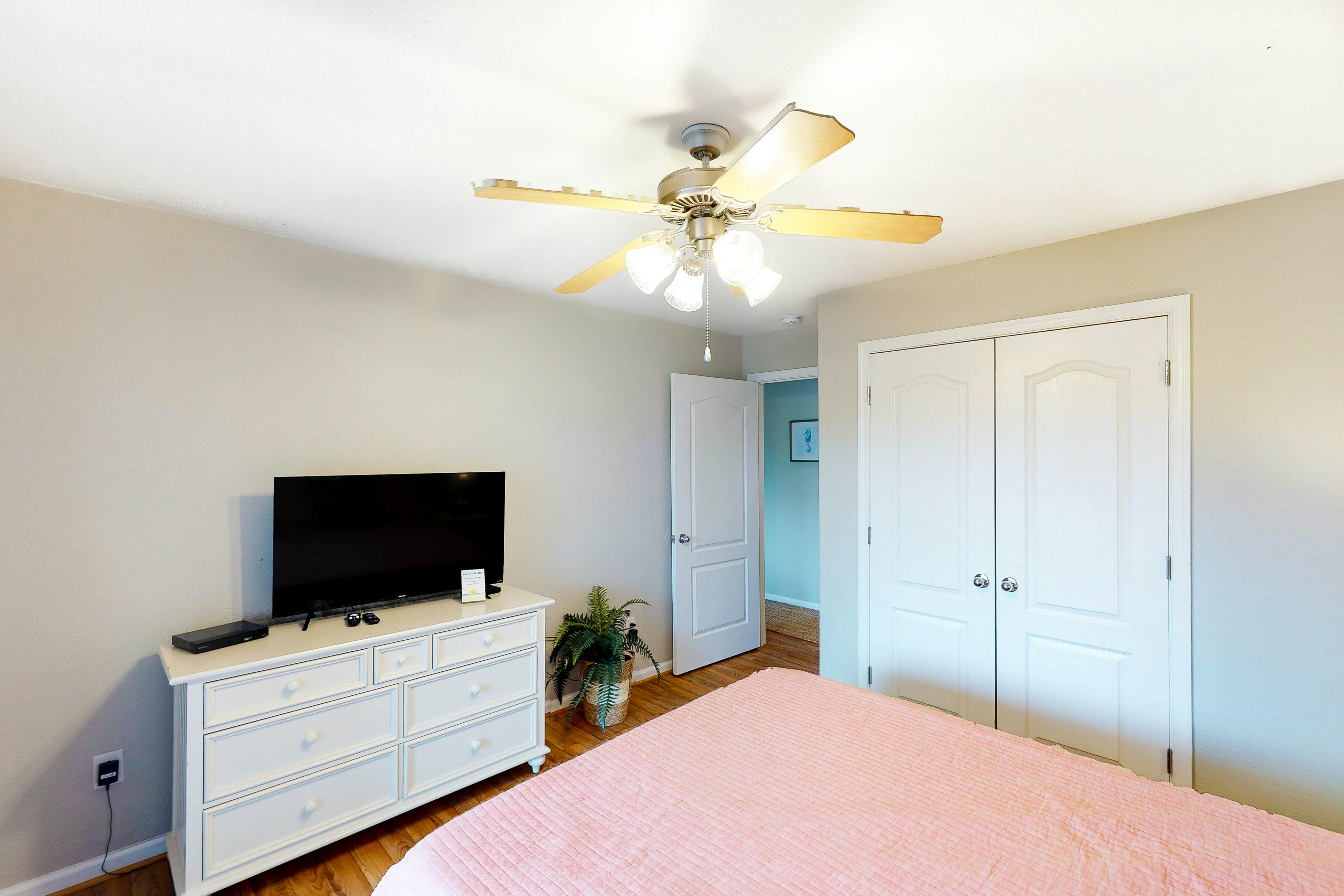 Seaside D104- Three's A Charm 