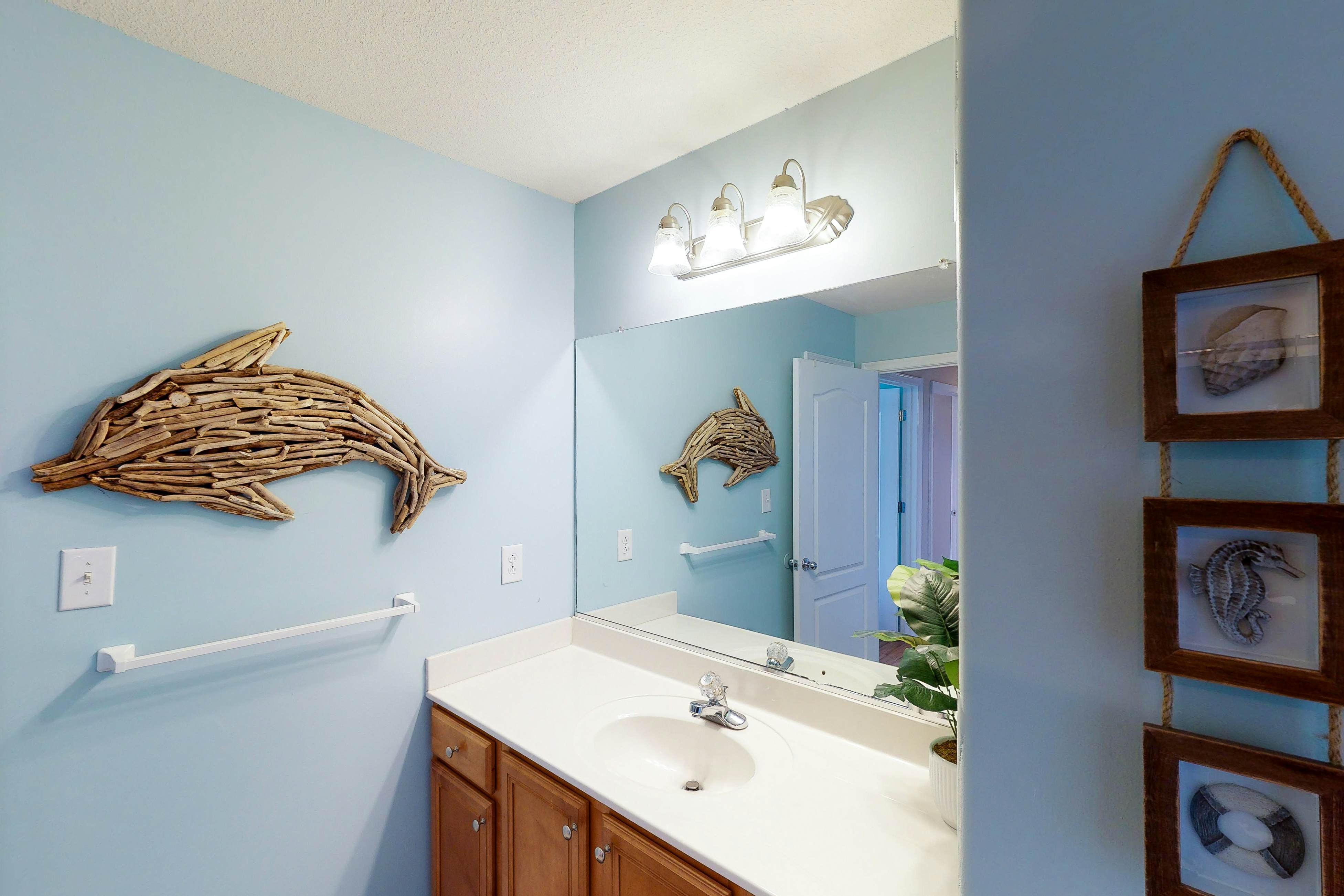 Seaside D104- Three's A Charm 