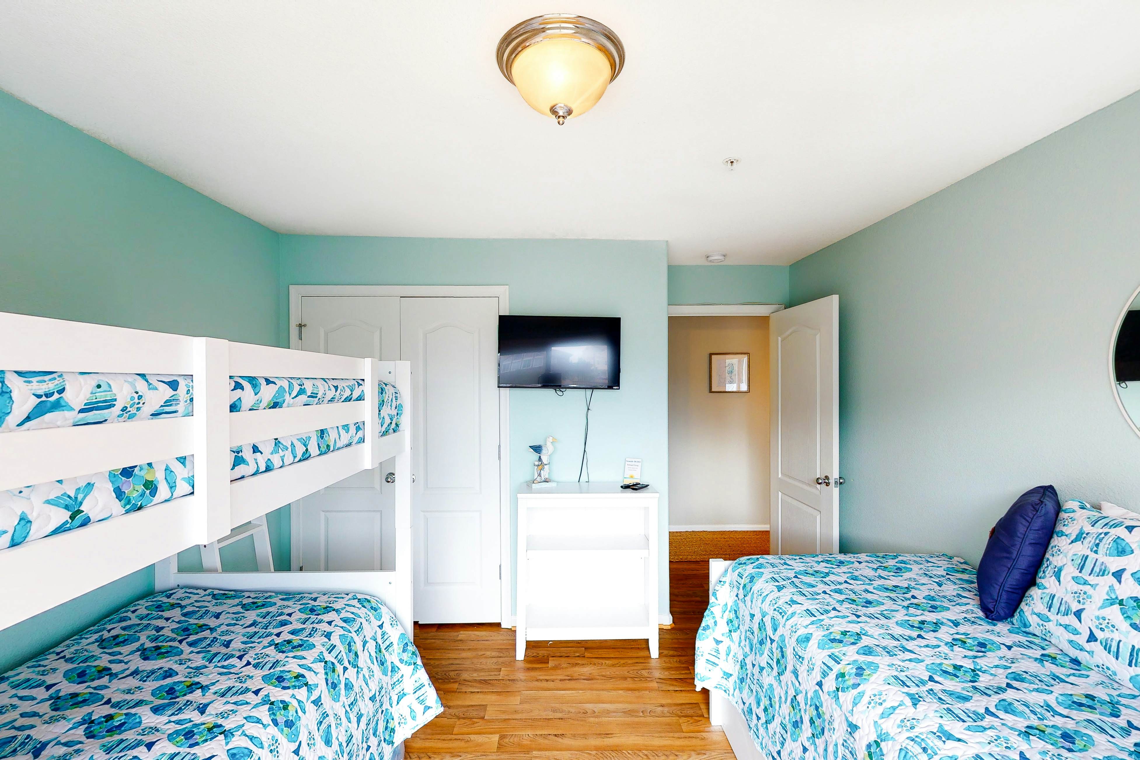 Seaside D104- Three's A Charm 