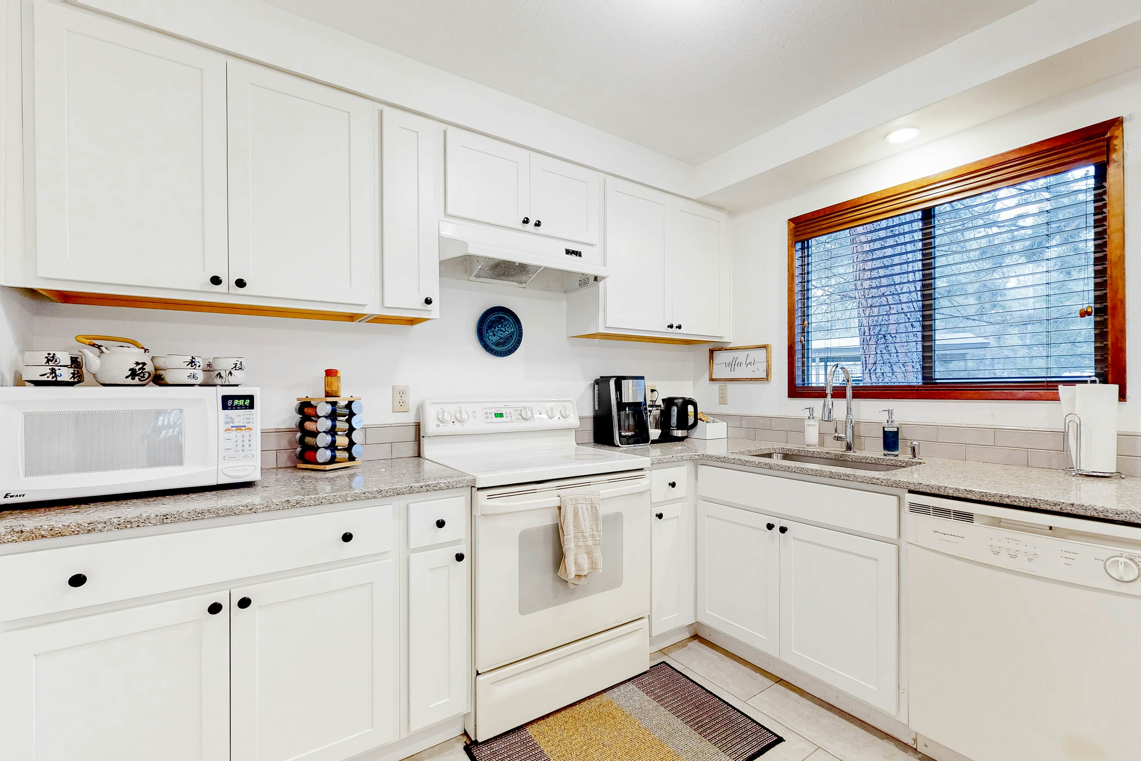 Fourth Sister Hideaway