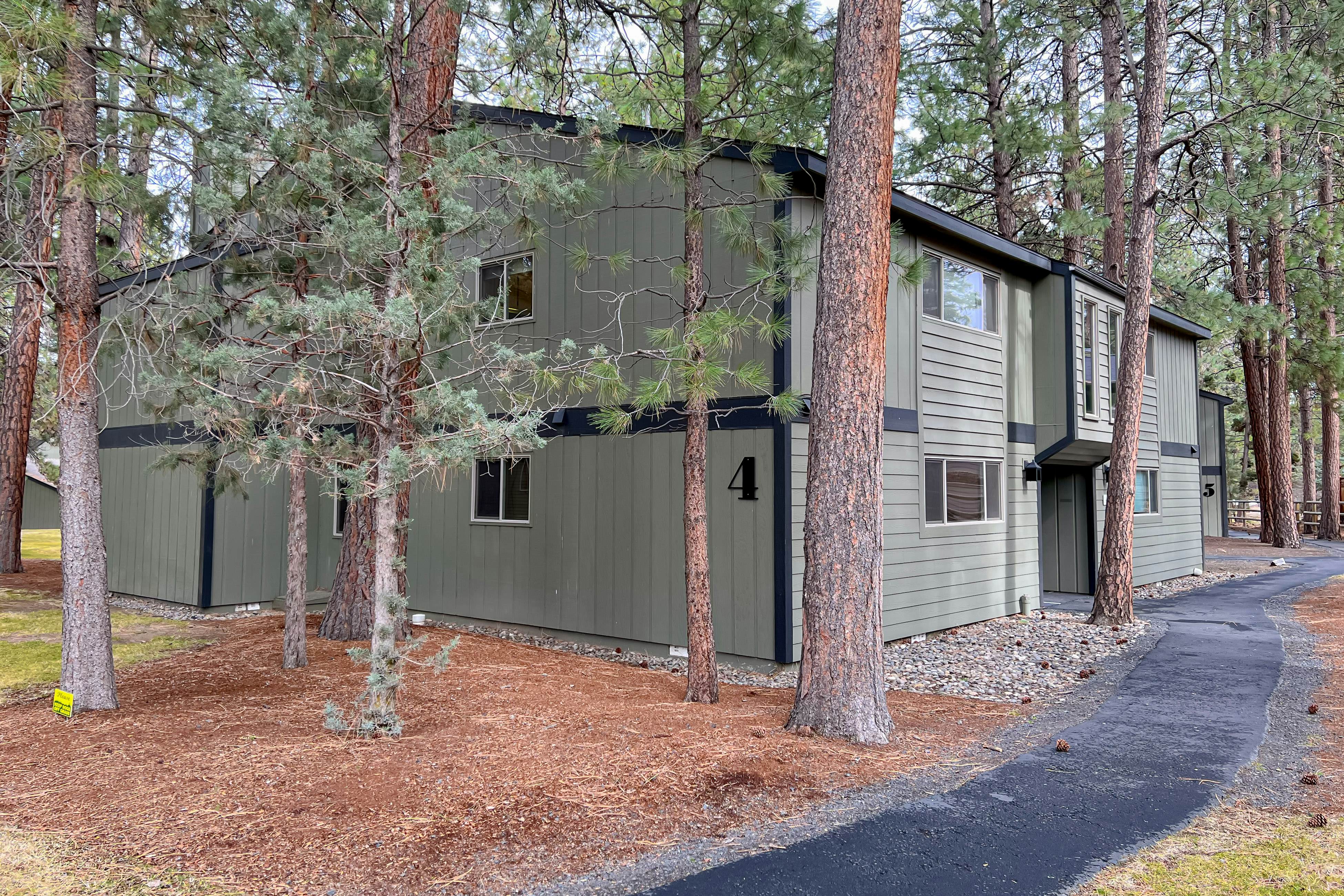 Fourth Sister Hideaway