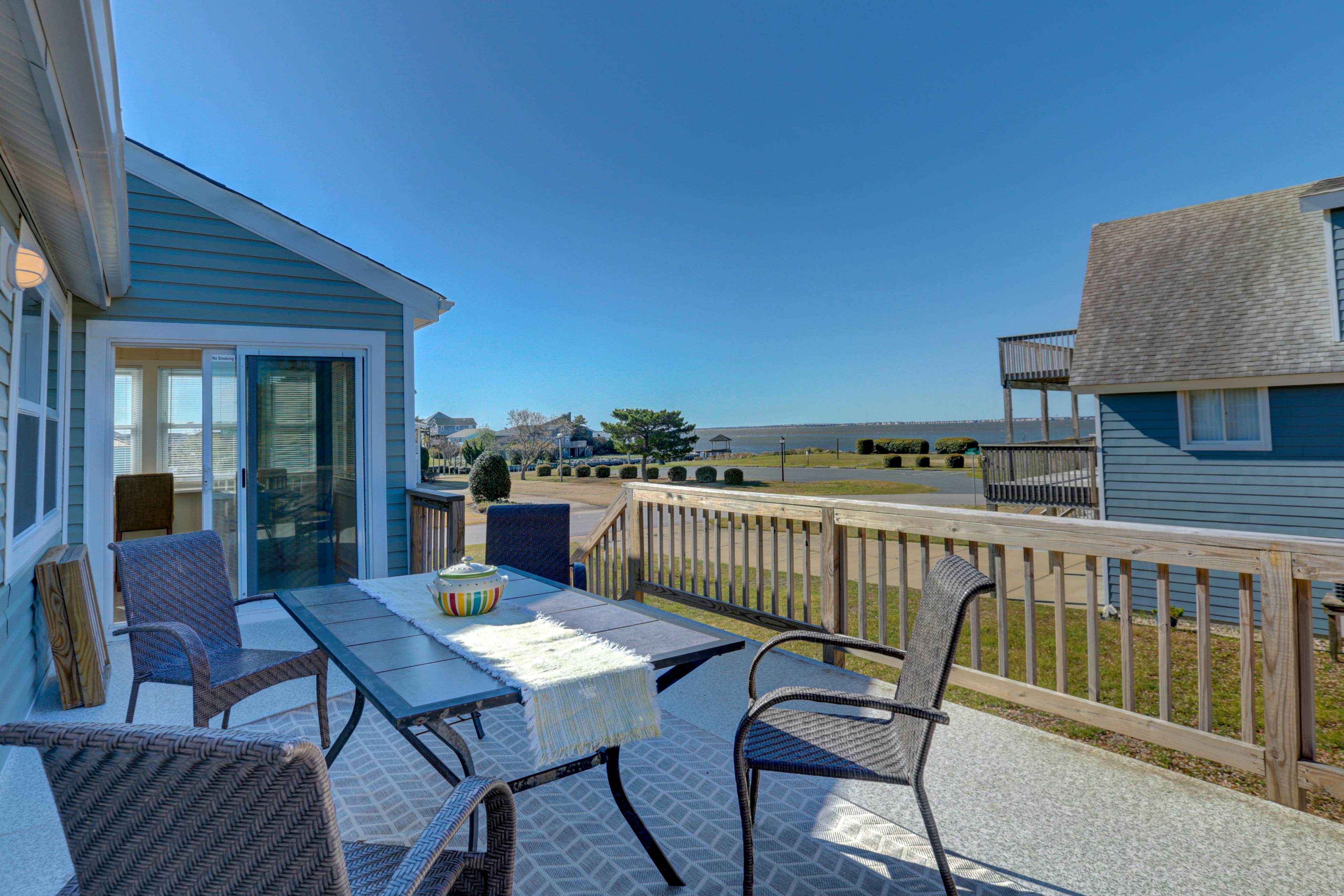 Bikini Bottom NH118 4 BD Nags Head, NC Vacation Rental Vacasa