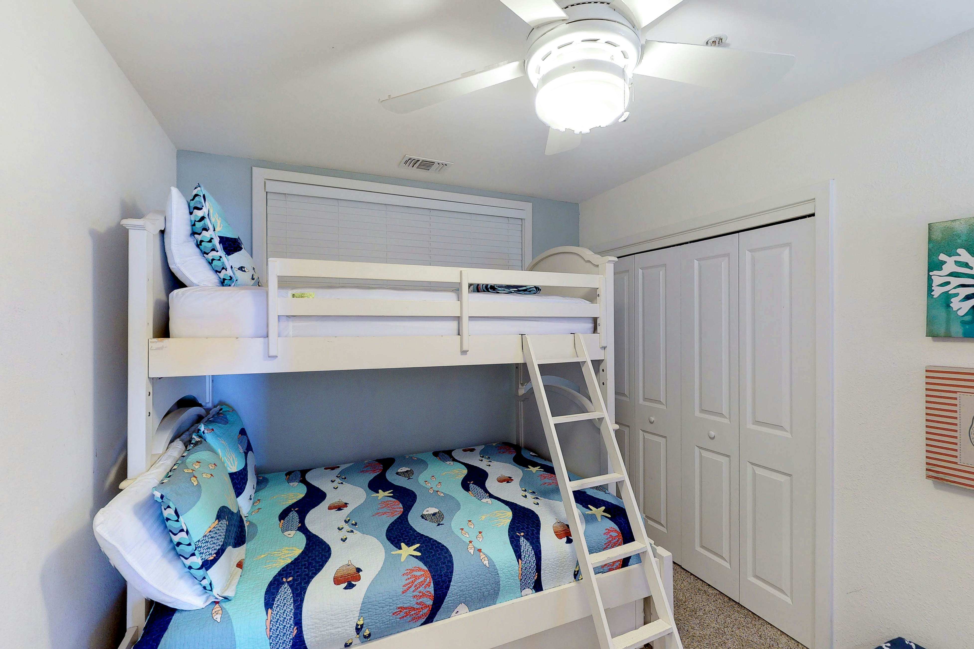 The Sanctuary - Rock Lobster Penthouse B407