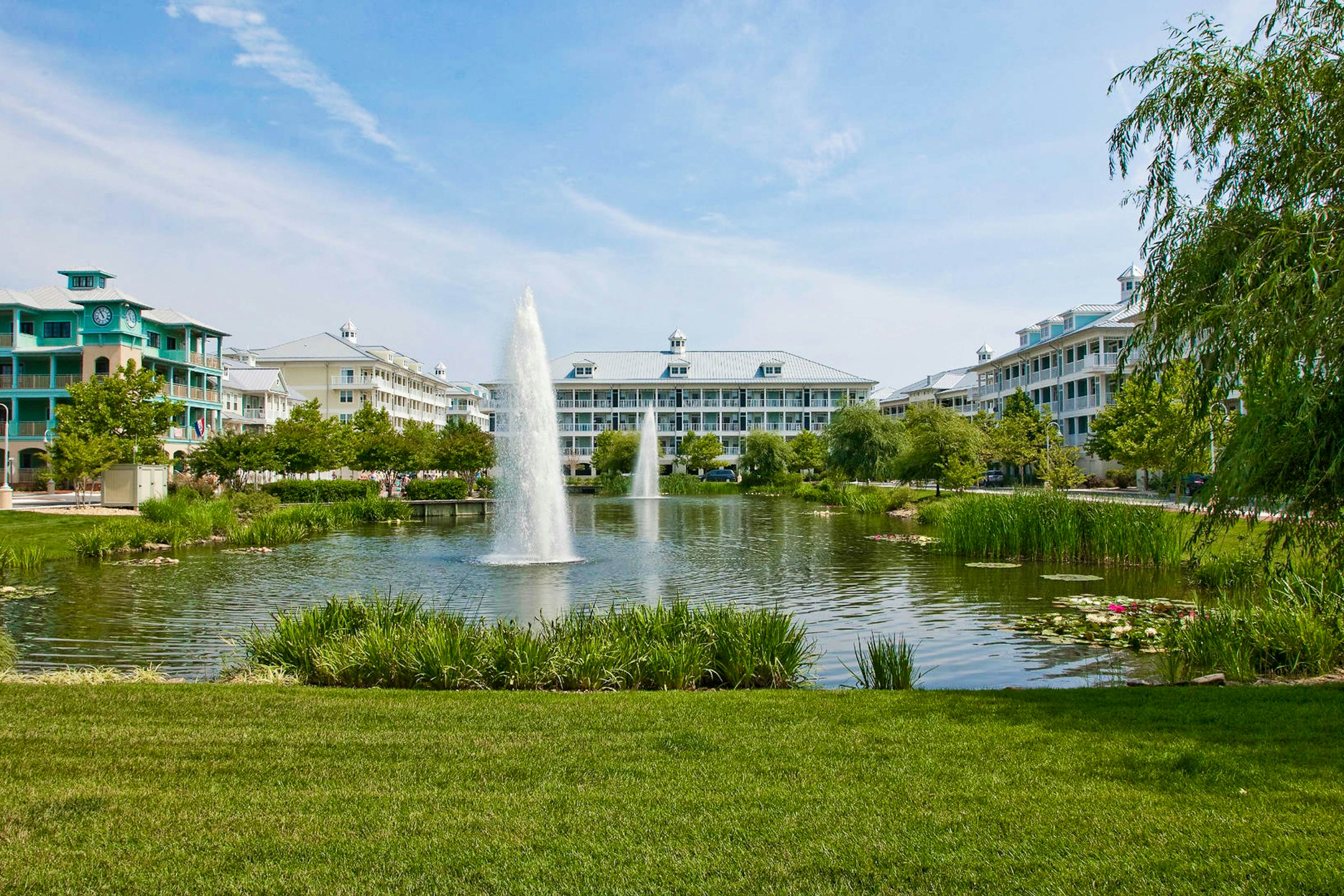 Sunset Island - 37 Fountain Dr W 3B