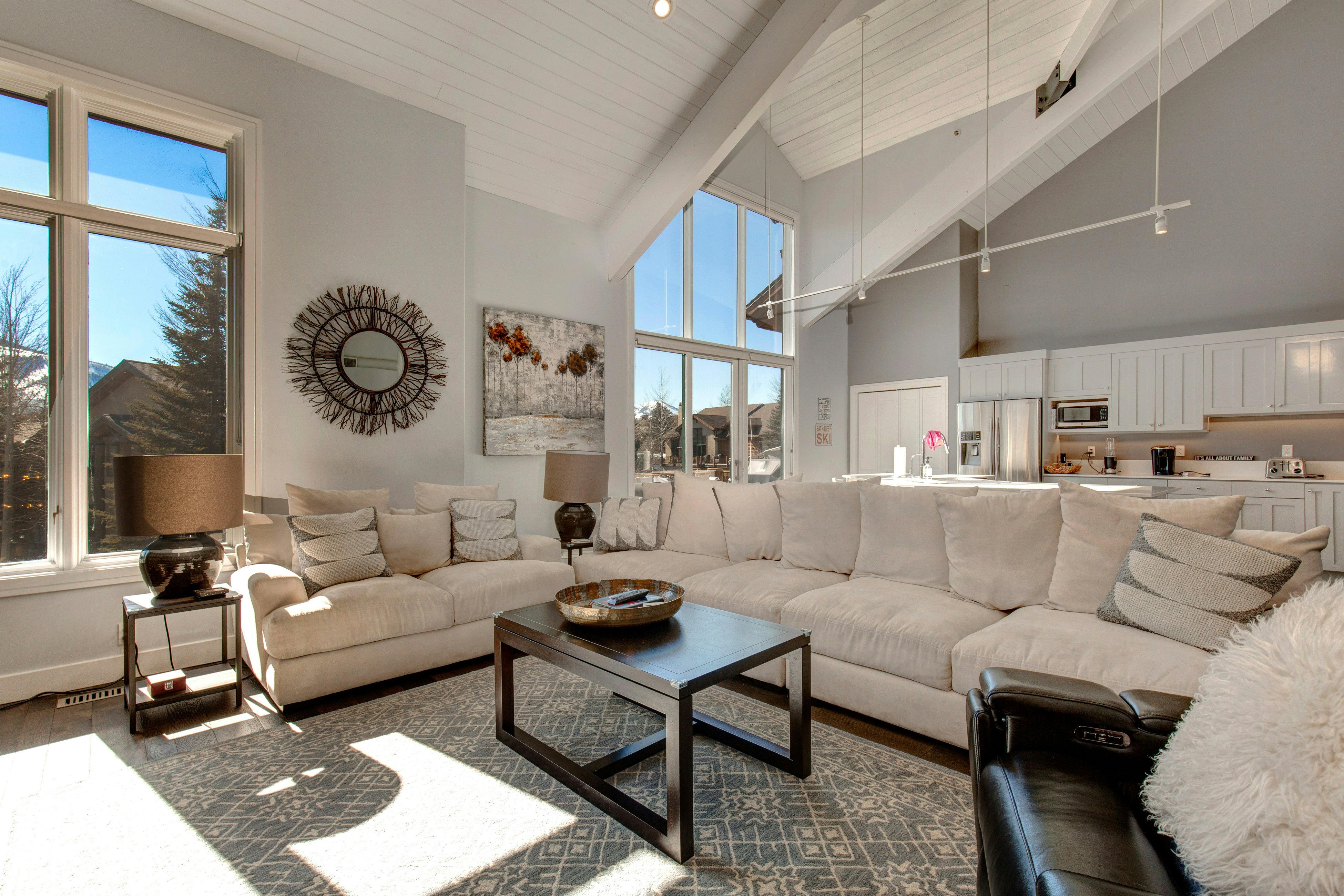 Glamorous Gallivan Loop