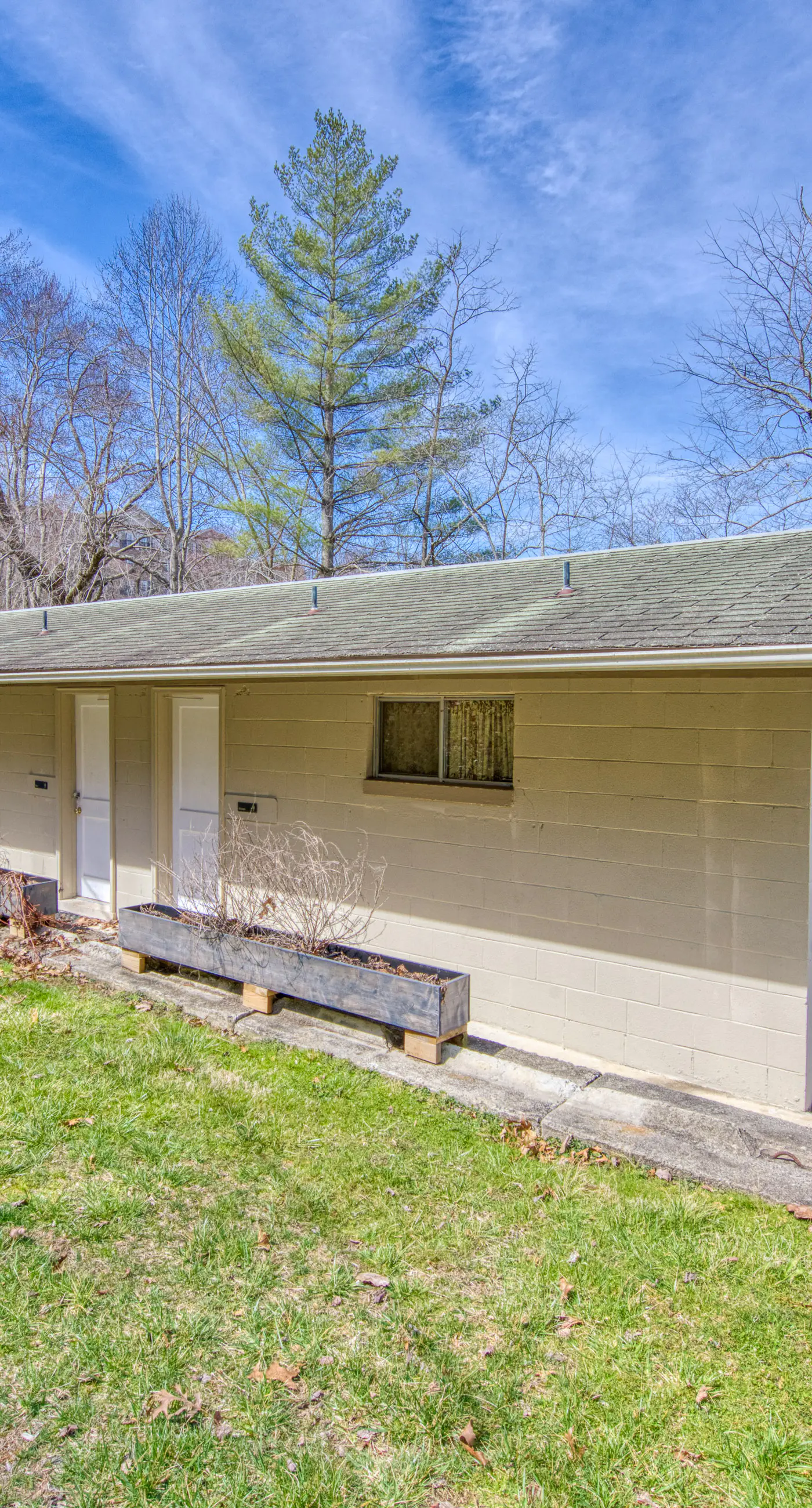 Campground Cabin 1 BD Lake Junaluska, NC Vacation Rental Vacasa