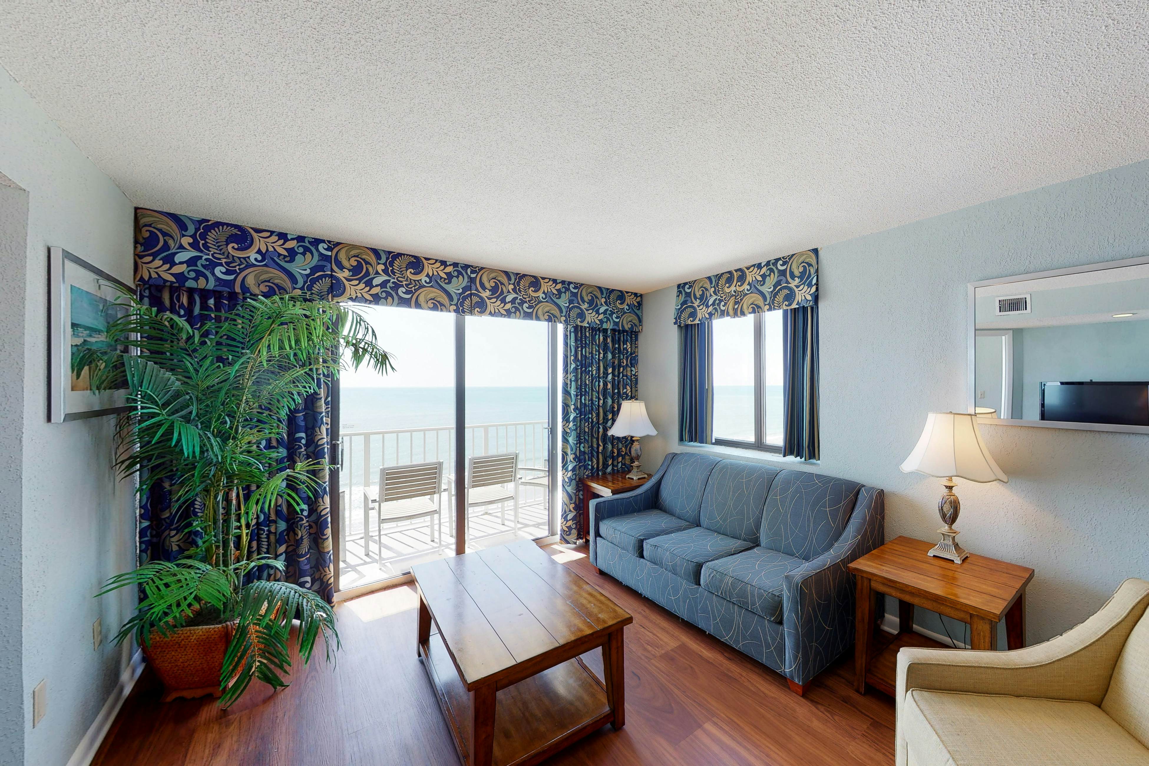 Sands Beach Club 1014