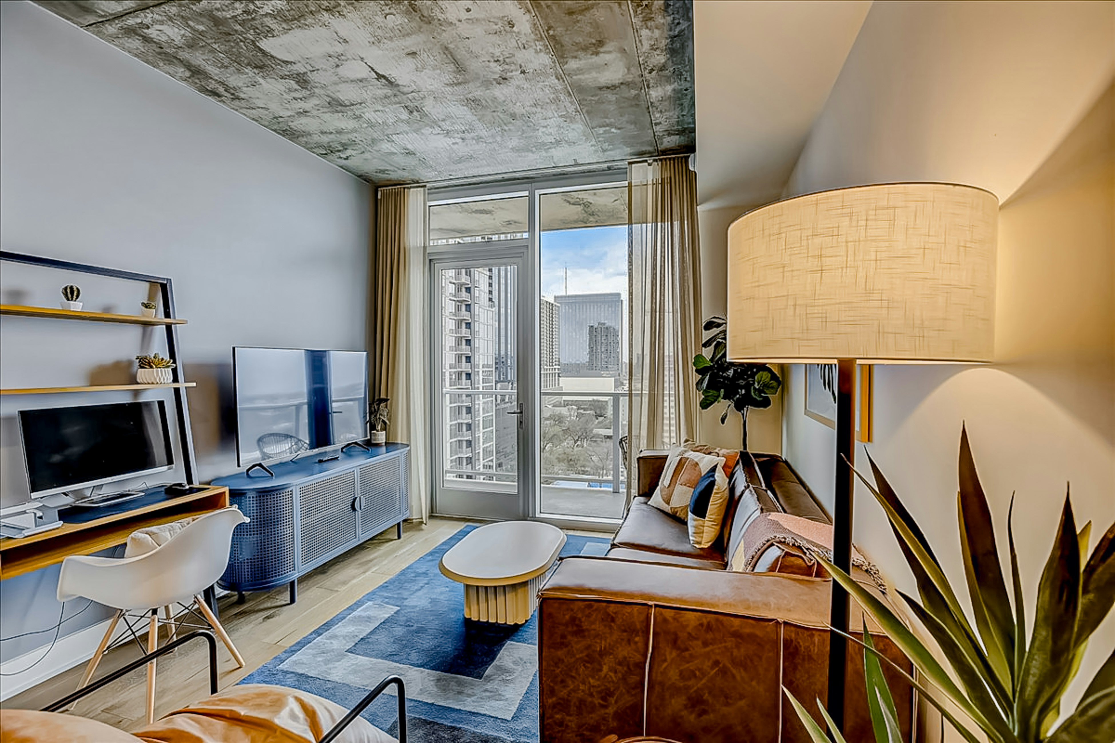 Natiivo Austin - Eutopia