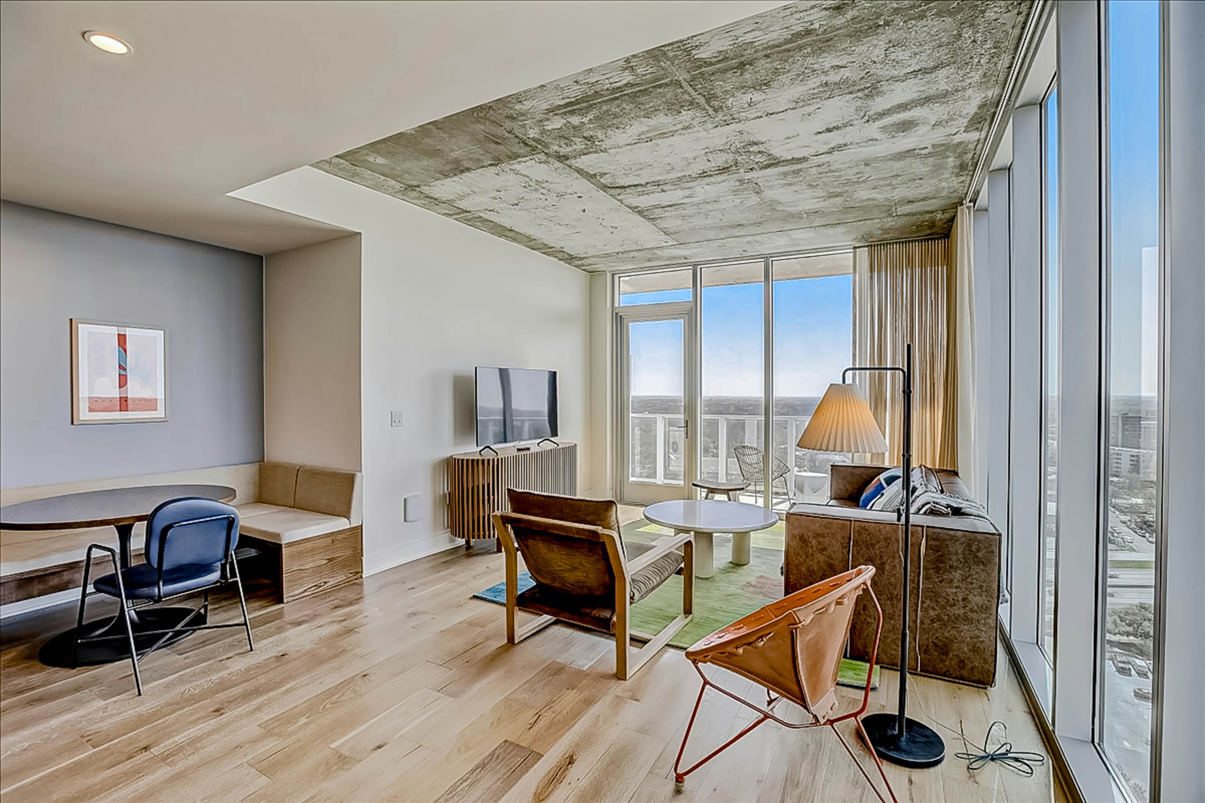 Natiivo Austin Lake Views