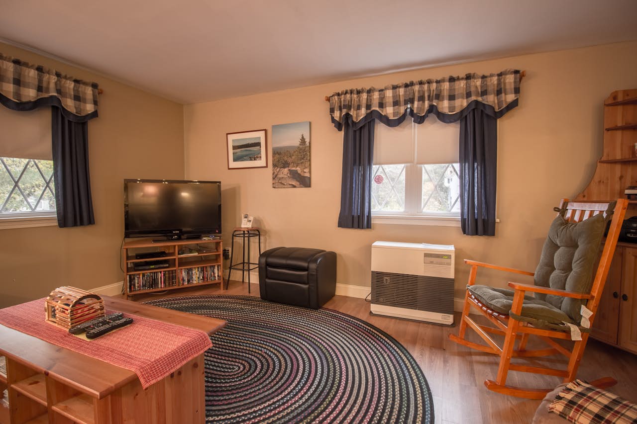 Lucky Stone Cottage 2 BD Vacation Rental in Seal Cove, ME Vacasa