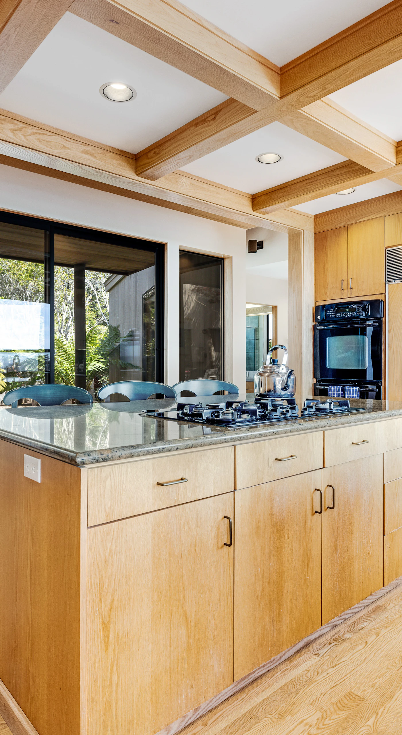 Cook up culinary delights in this well-appointed kitchen, designed for both functionality and breathtaking ocean vistas.