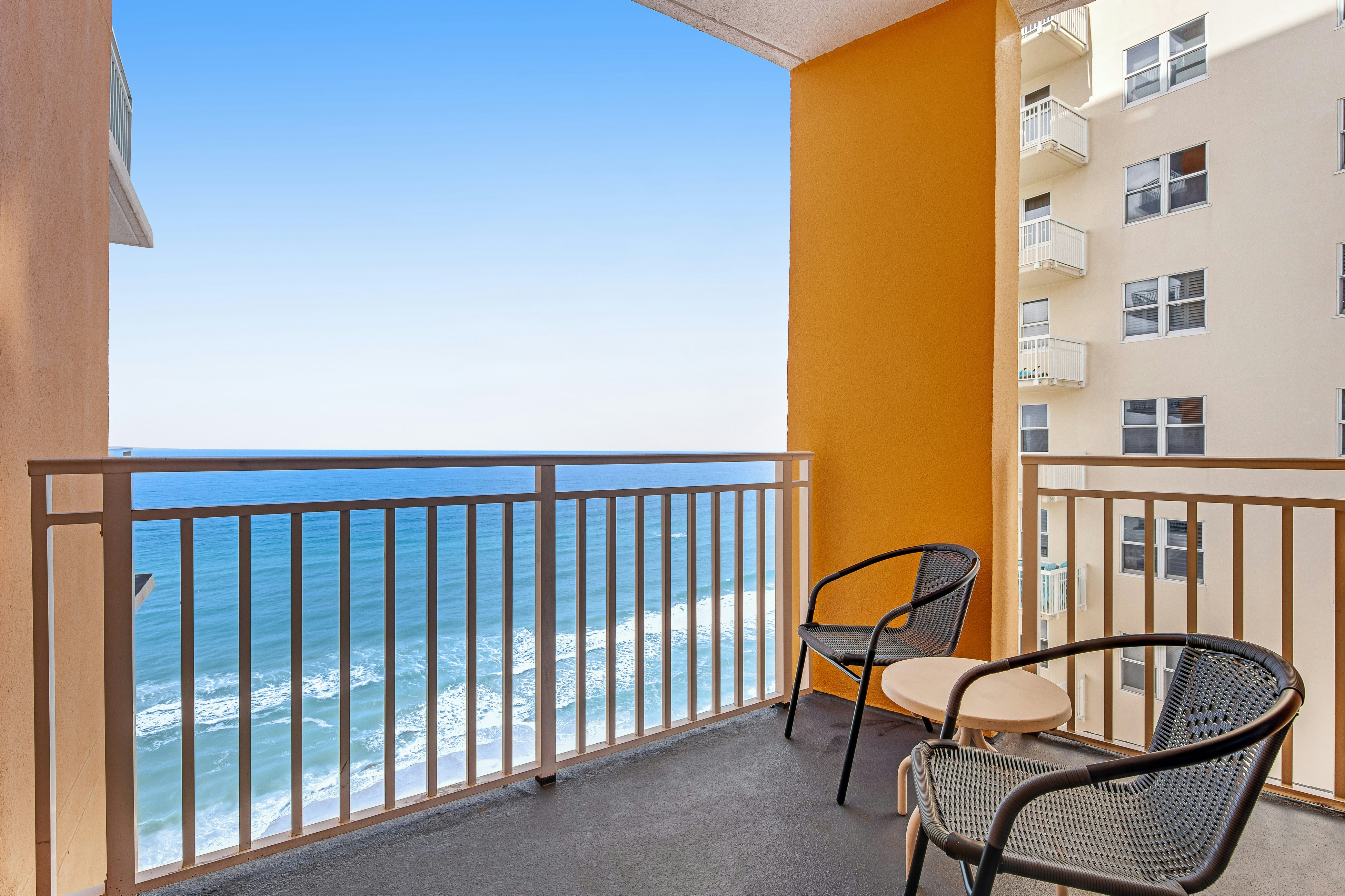 Splash Resort 1401W Suite A Studio