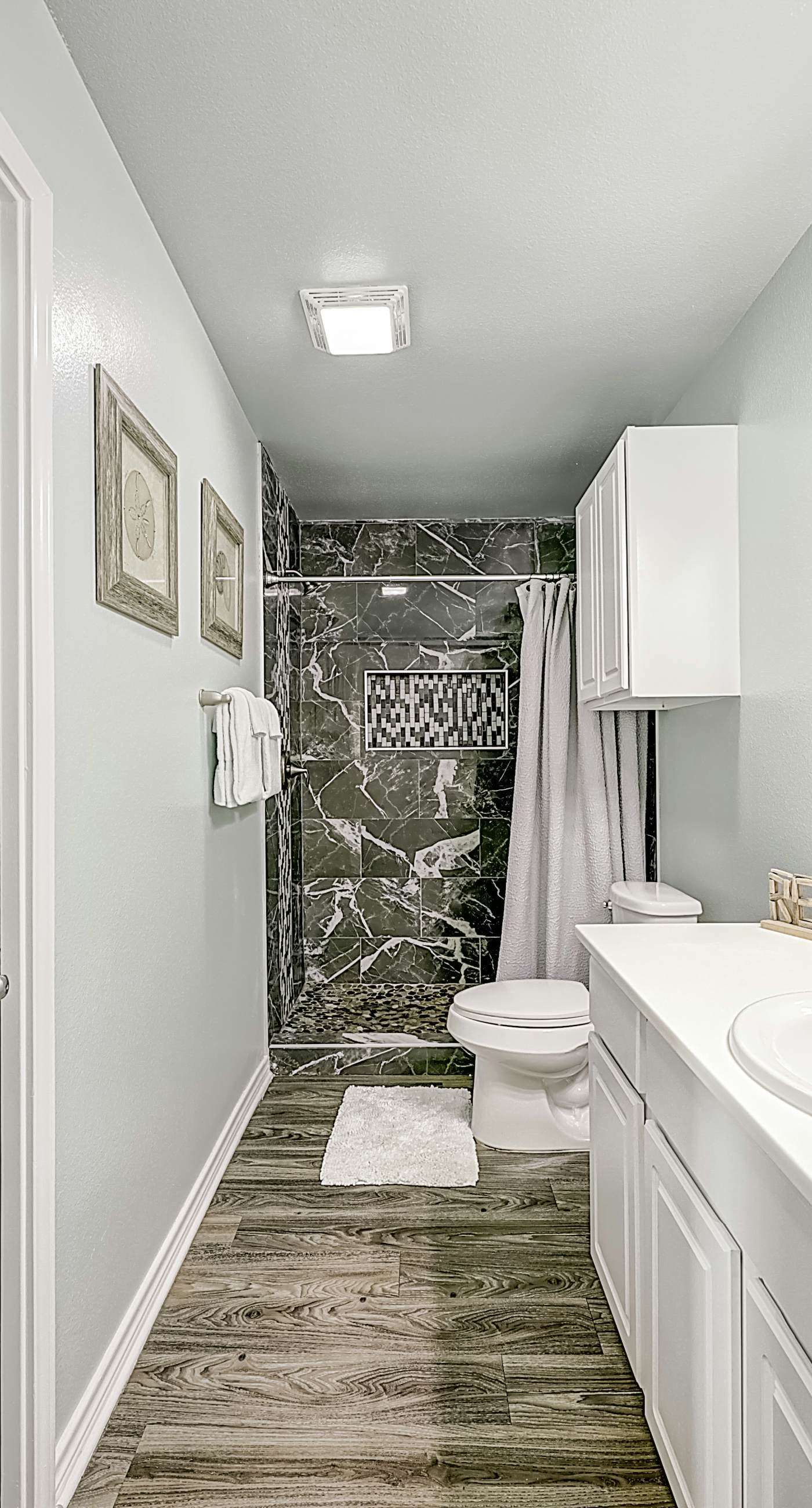 Nemo Cay - Mermaids Splash