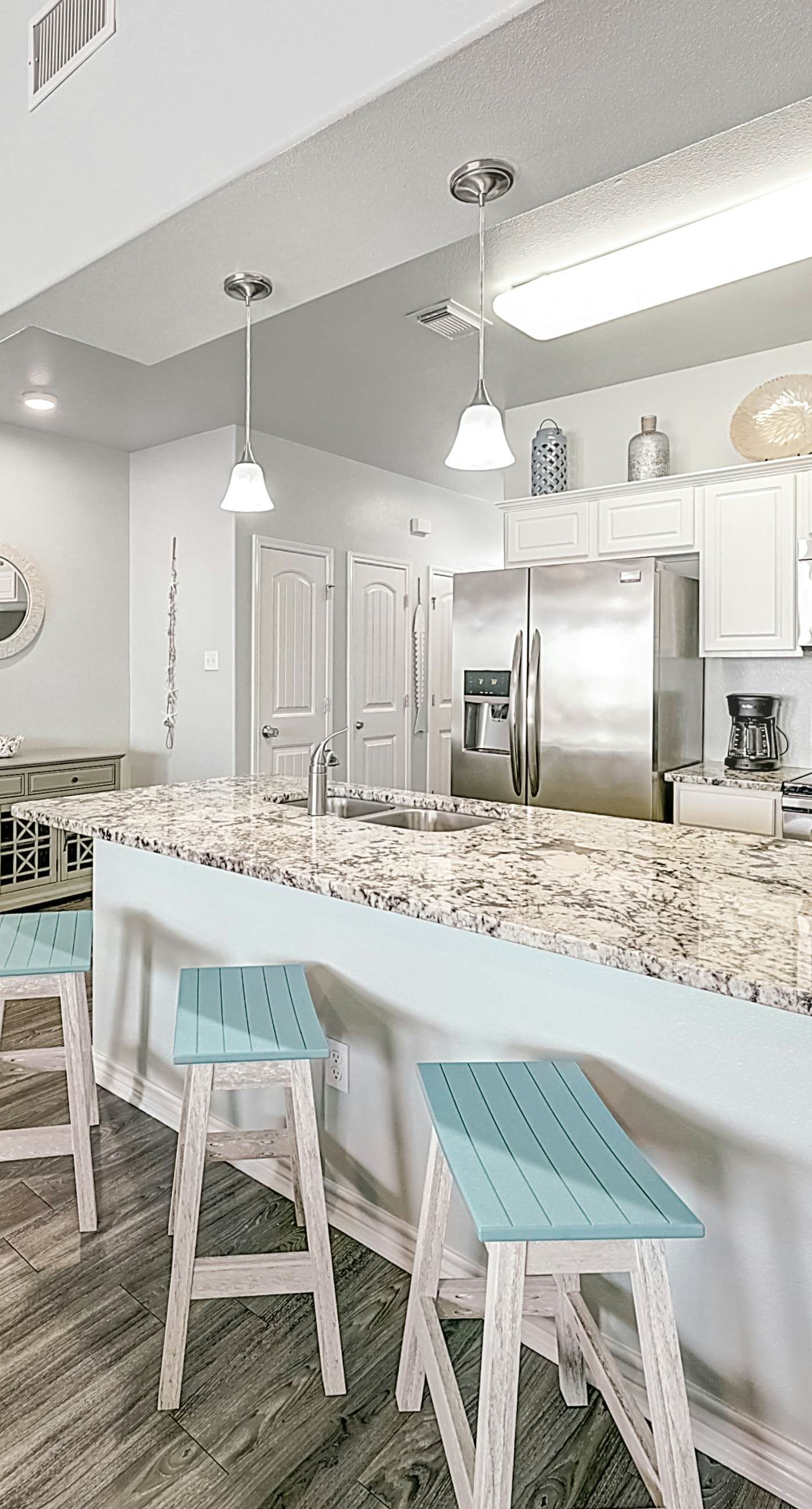 Nemo Cay - Mermaids Splash