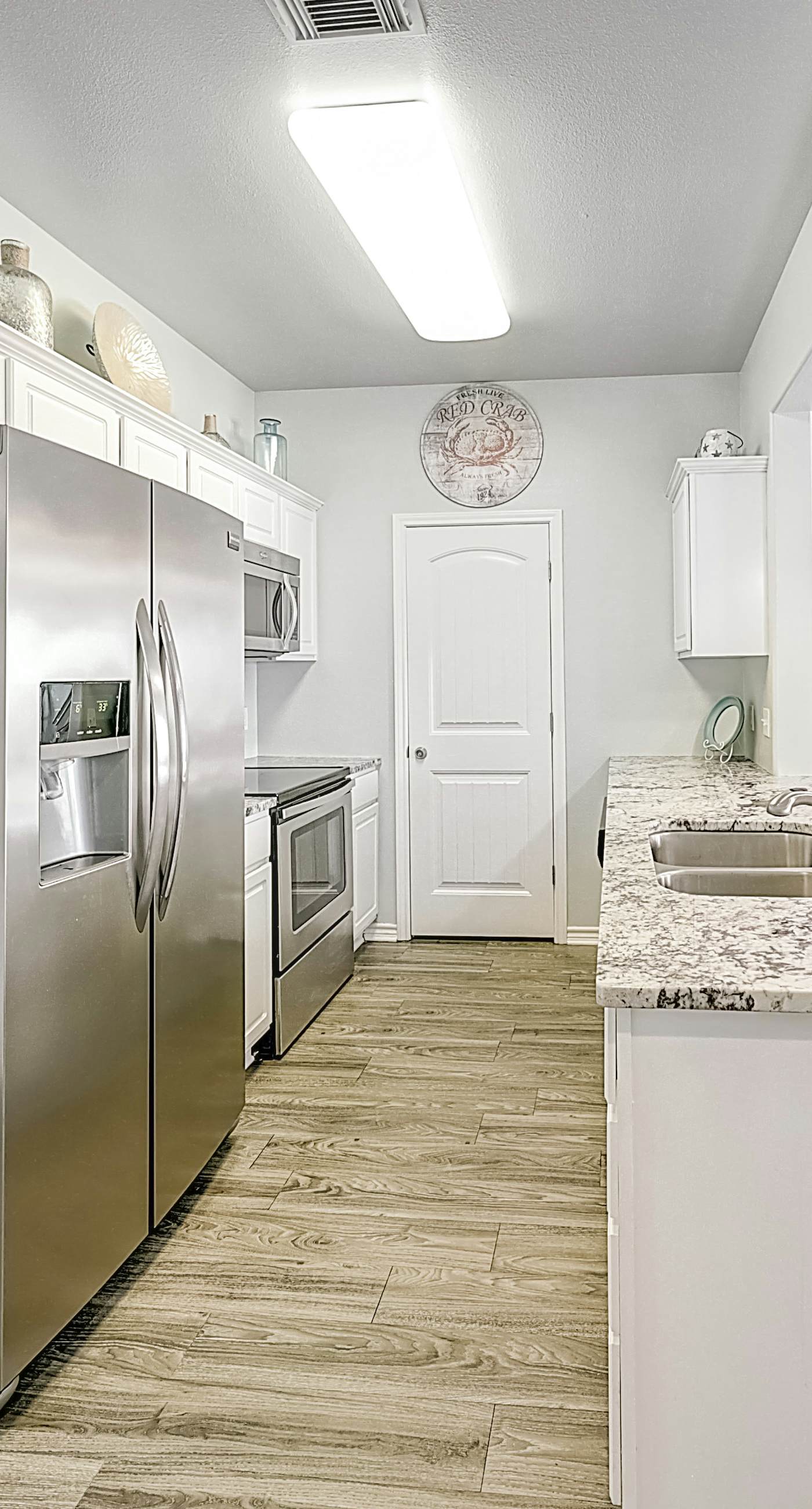 Nemo Cay - Mermaids Splash