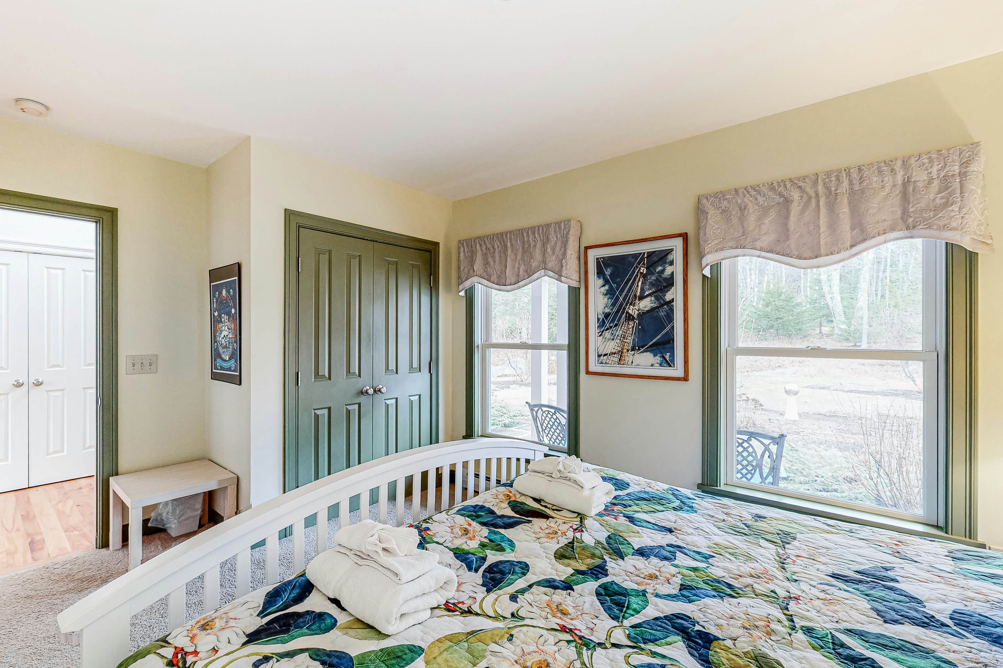 Knickerbocker Lake Retreat