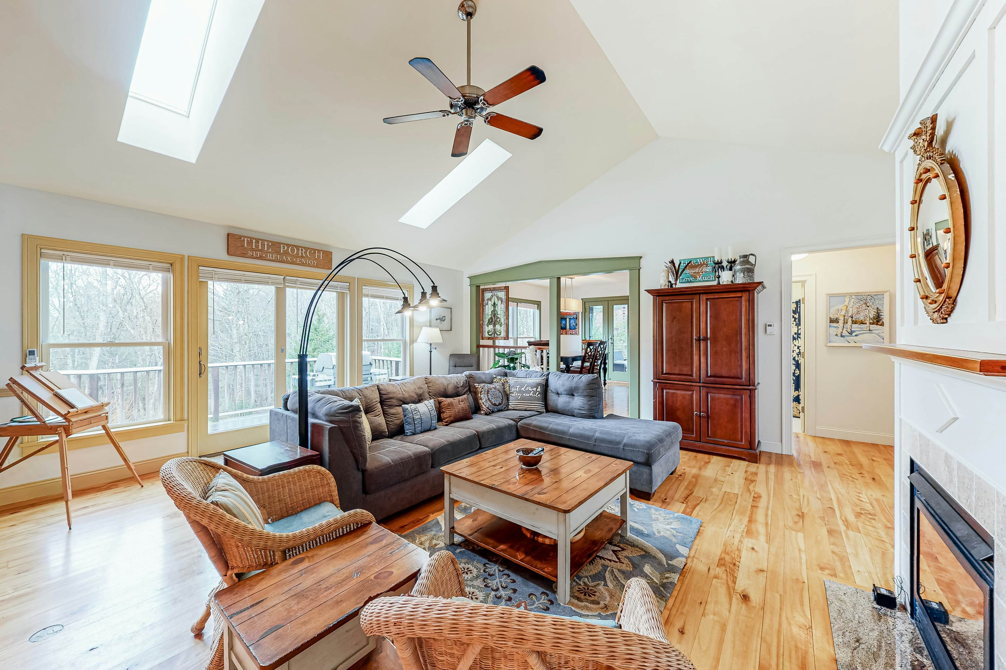 Knickerbocker Lake Retreat