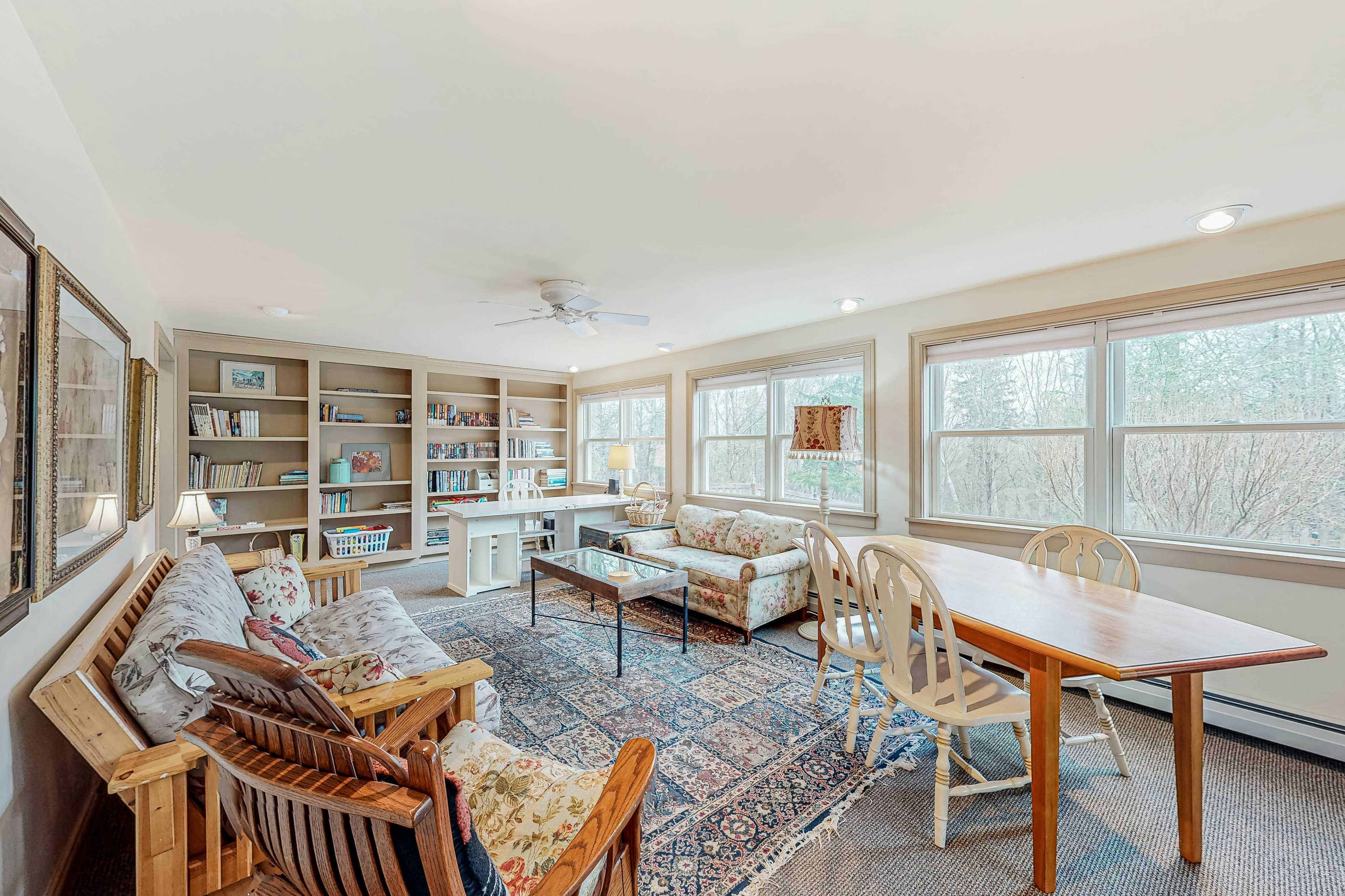 Knickerbocker Lake Retreat