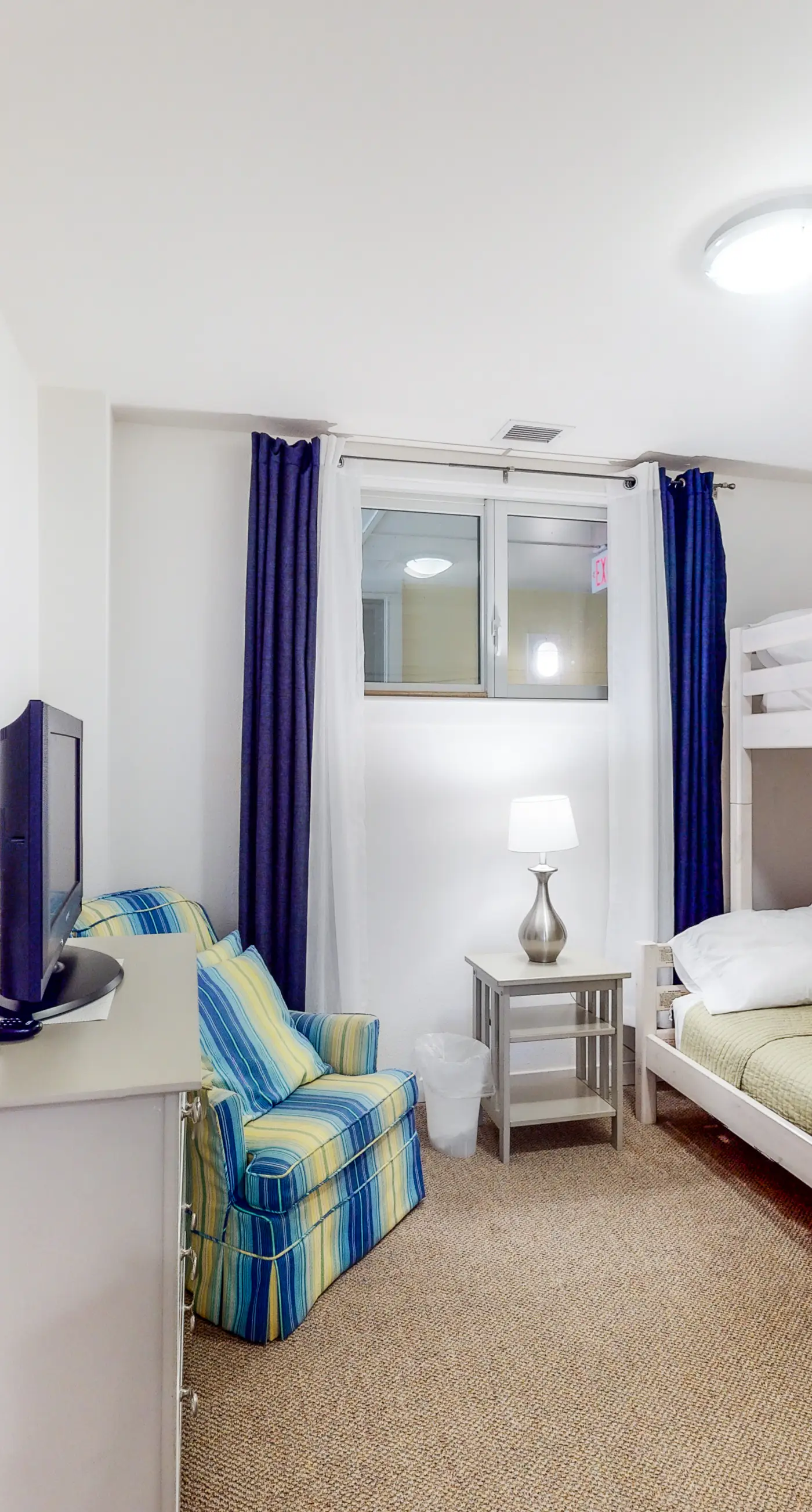 The Sanctuary - No Worries 304B