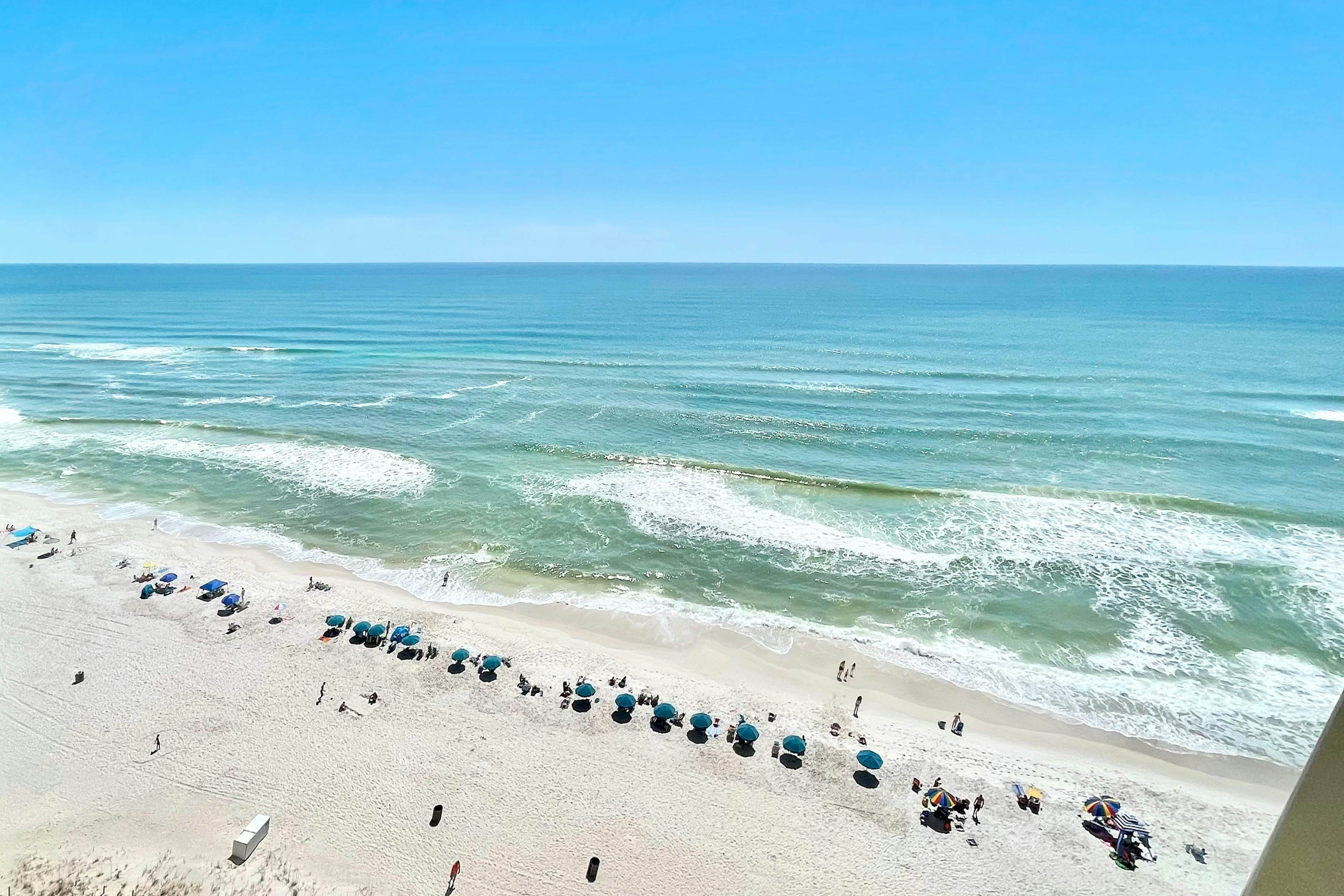 Pinnacle Port Penthouse 28