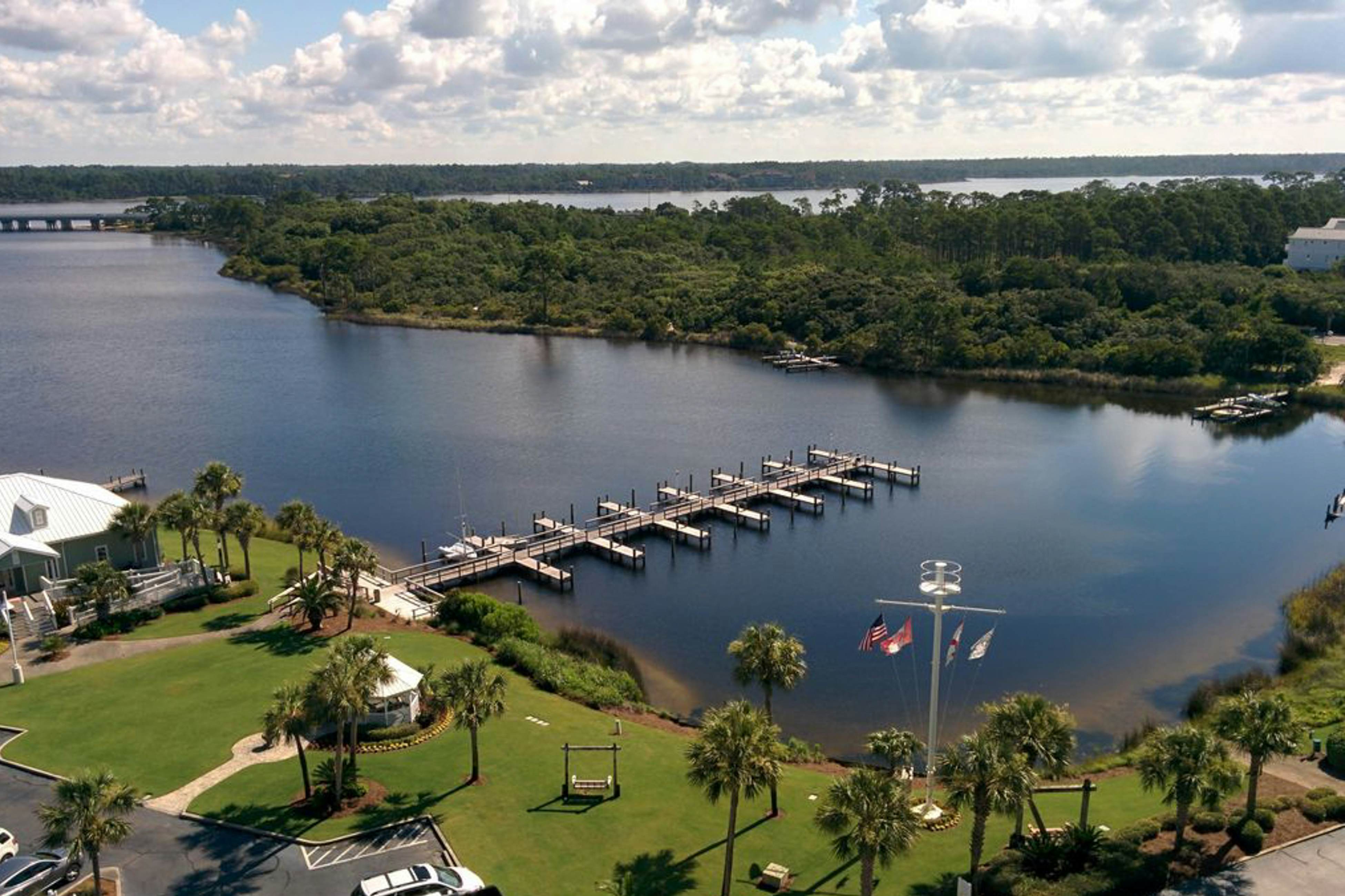 Pinnacle Port Penthouse 28