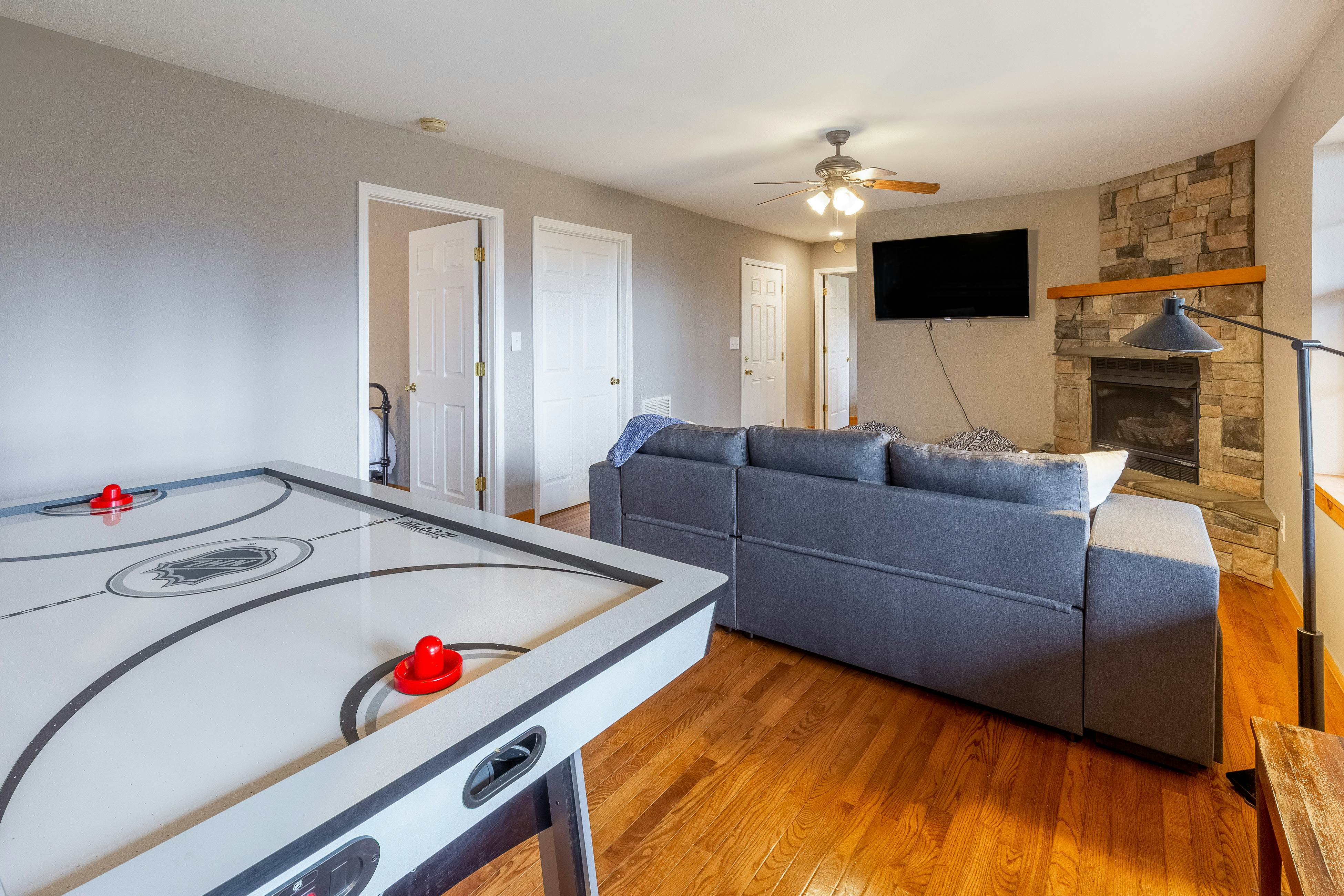 Bear Print Mountain Lodge