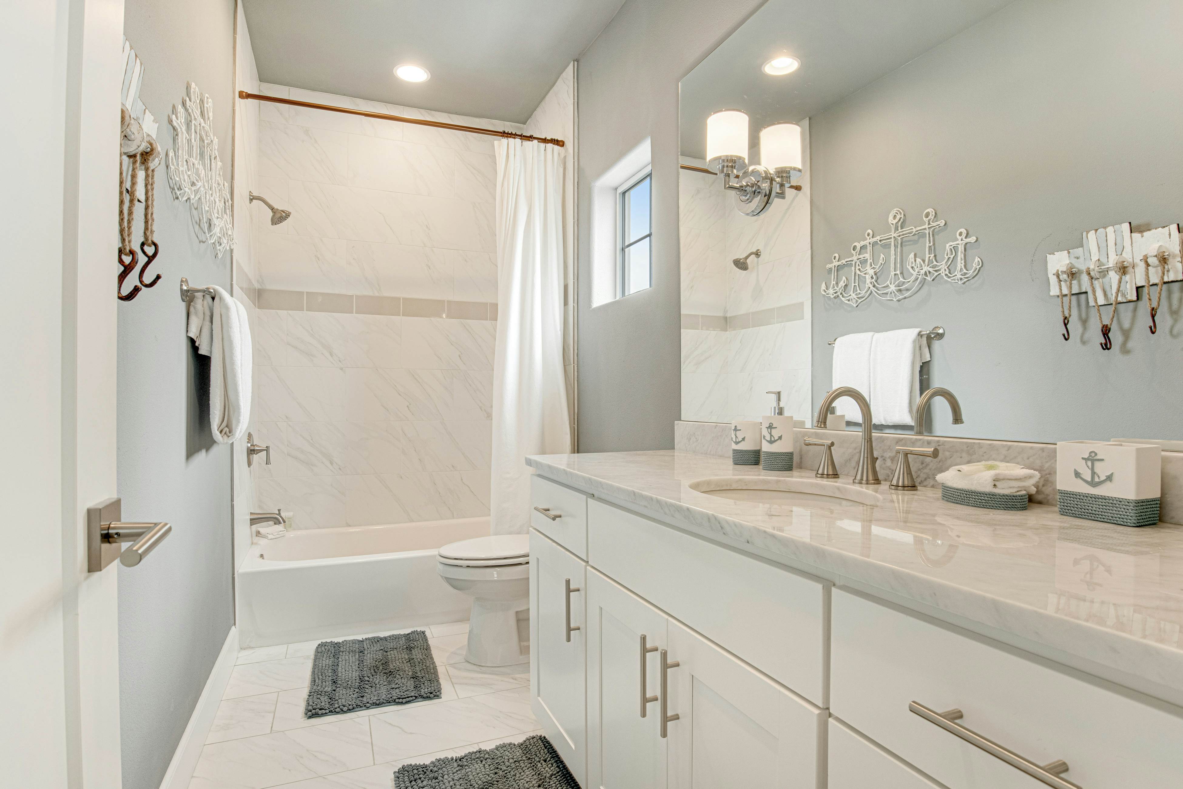 Sunsets to See at Paradise Point