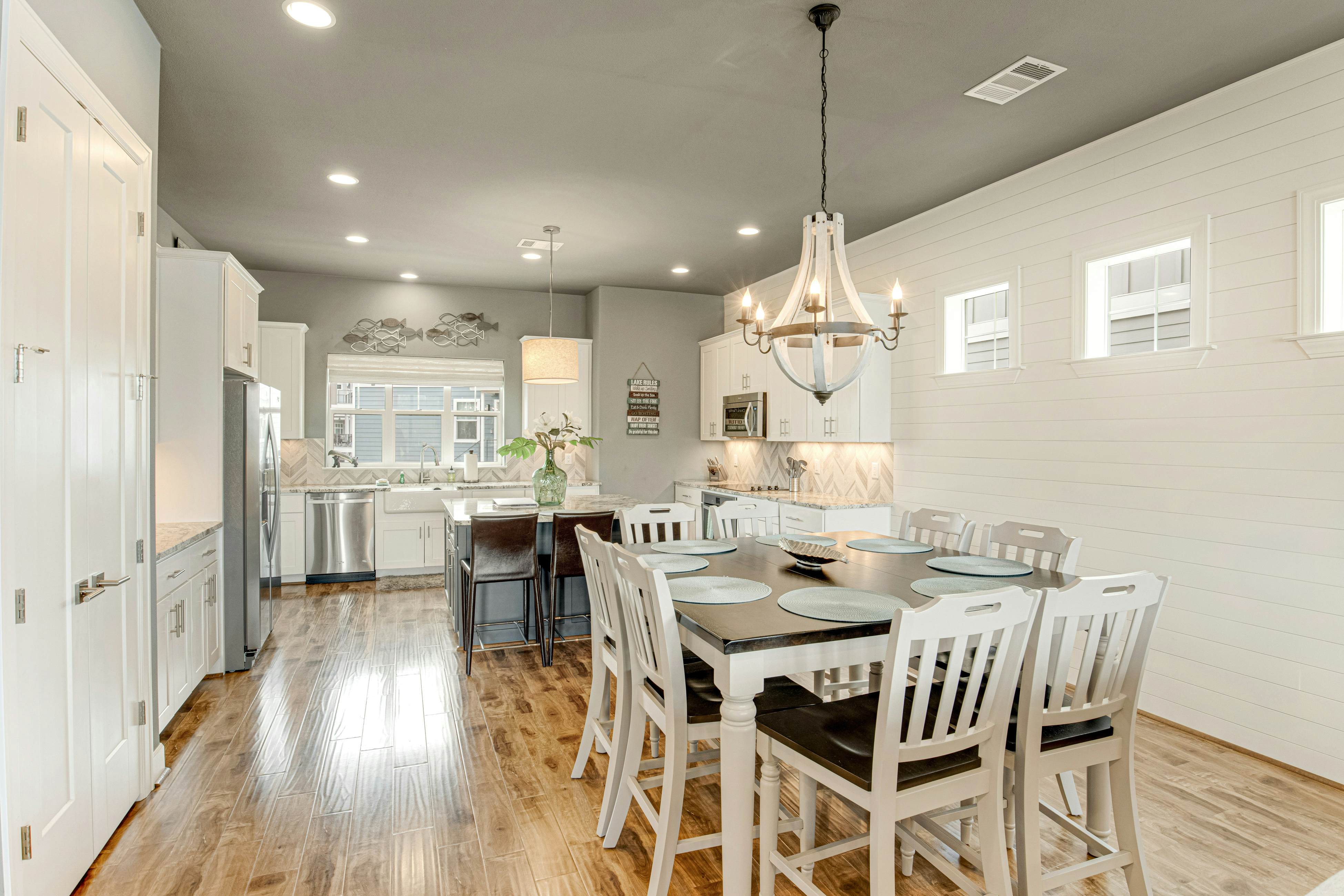 Sunsets to See at Paradise Point