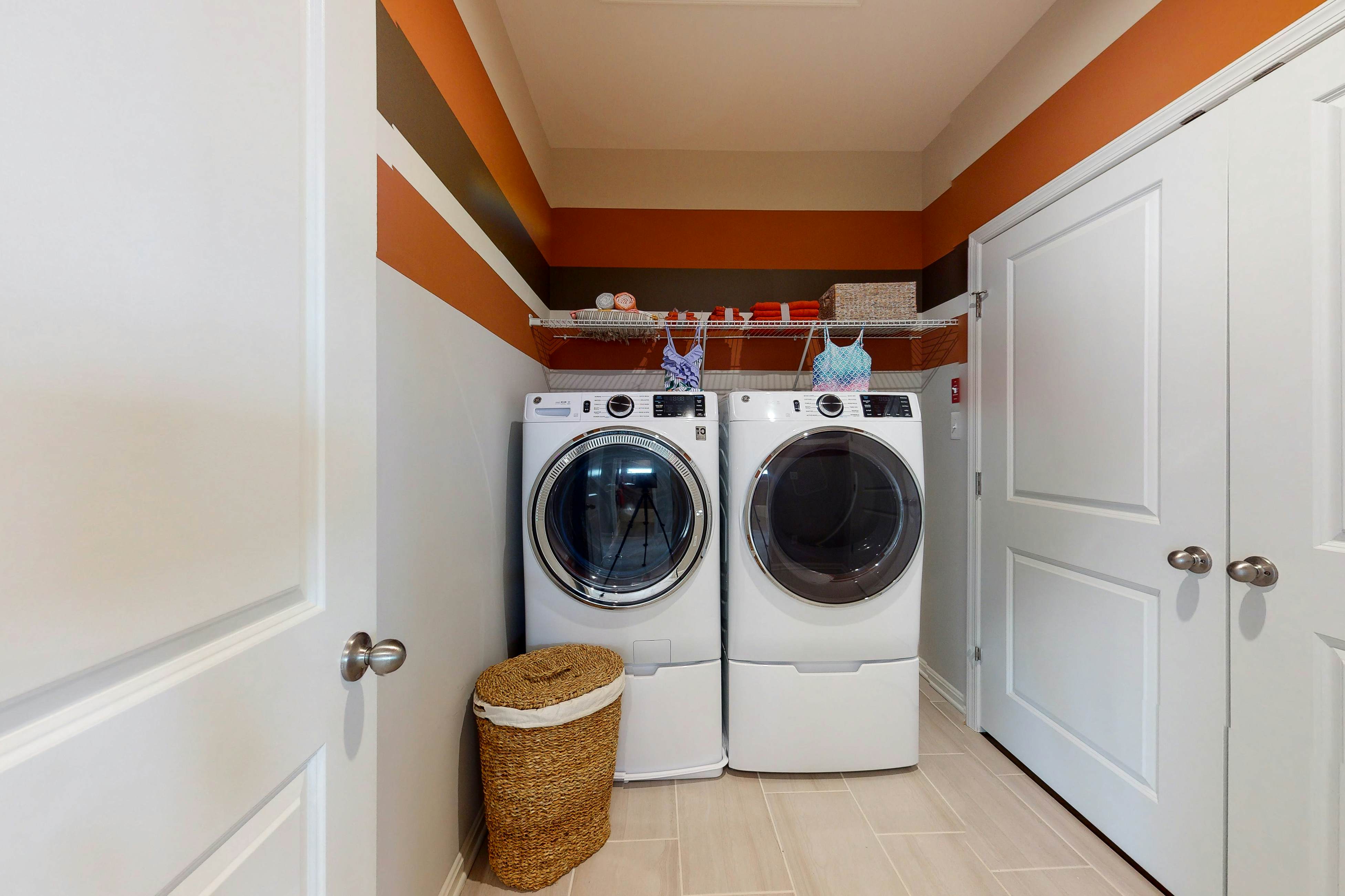 Bayside Resort - 21408 Sweetwater Sq