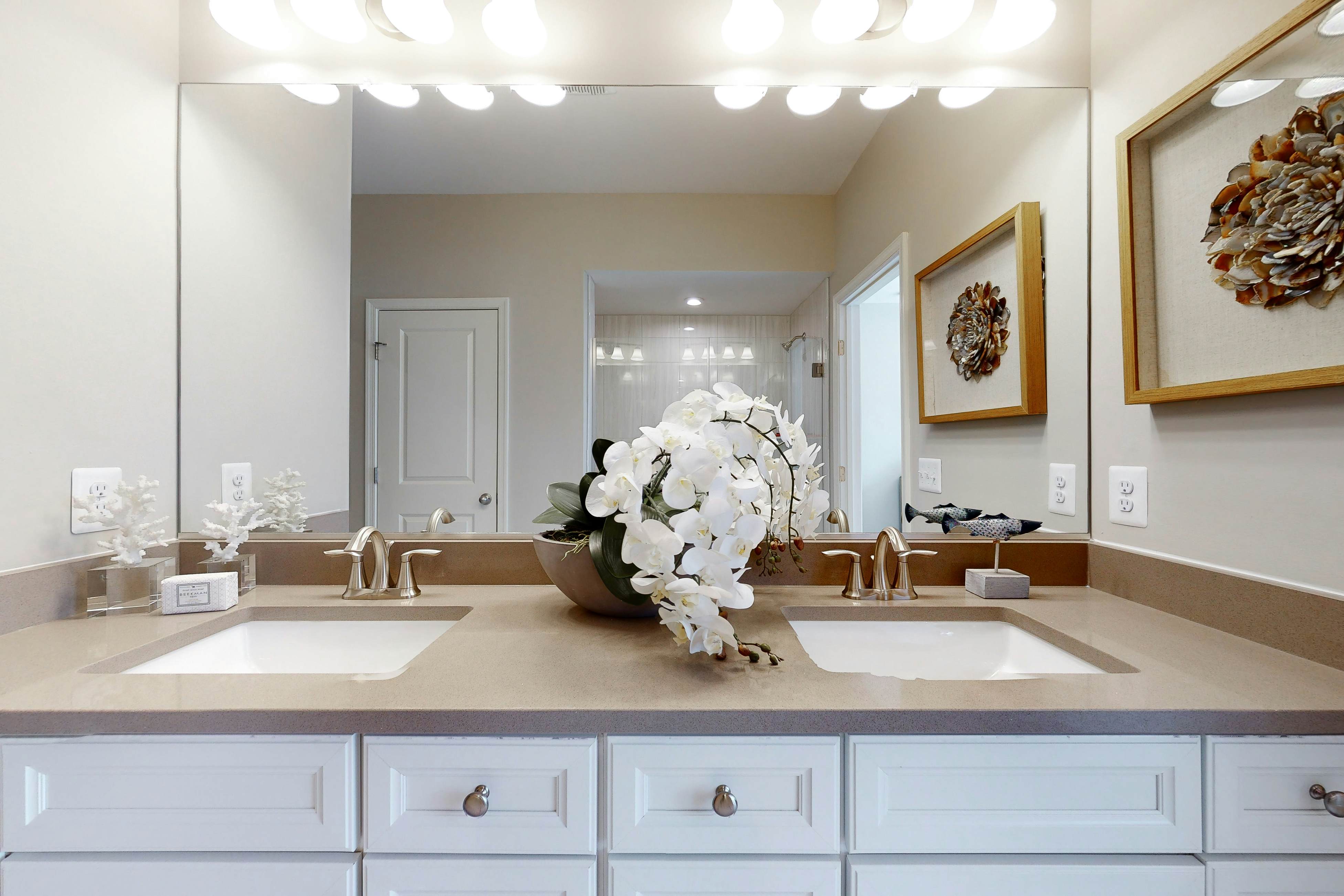 Bayside Resort - 21408 Sweetwater Sq