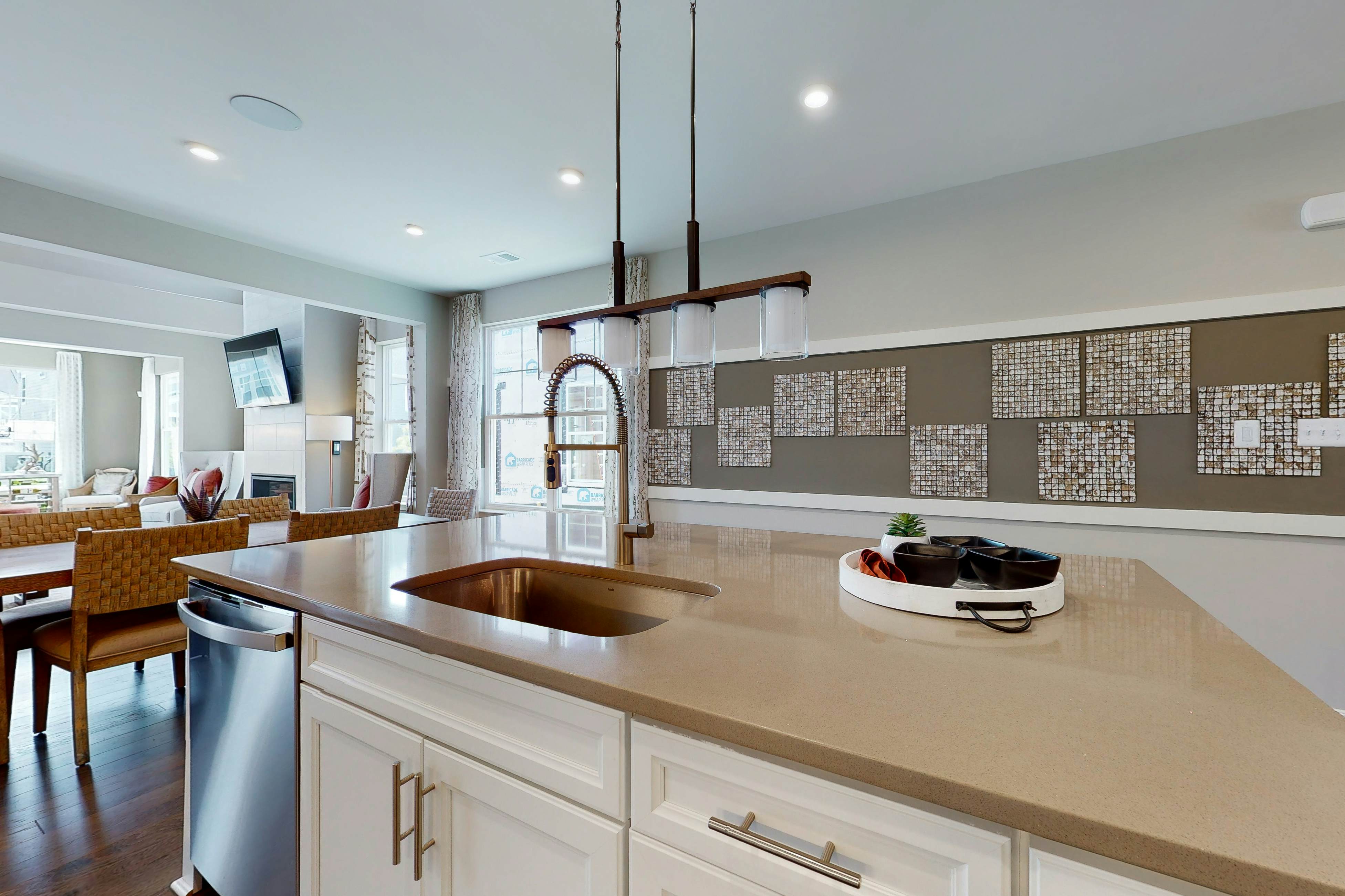 Bayside Resort - 21408 Sweetwater Sq