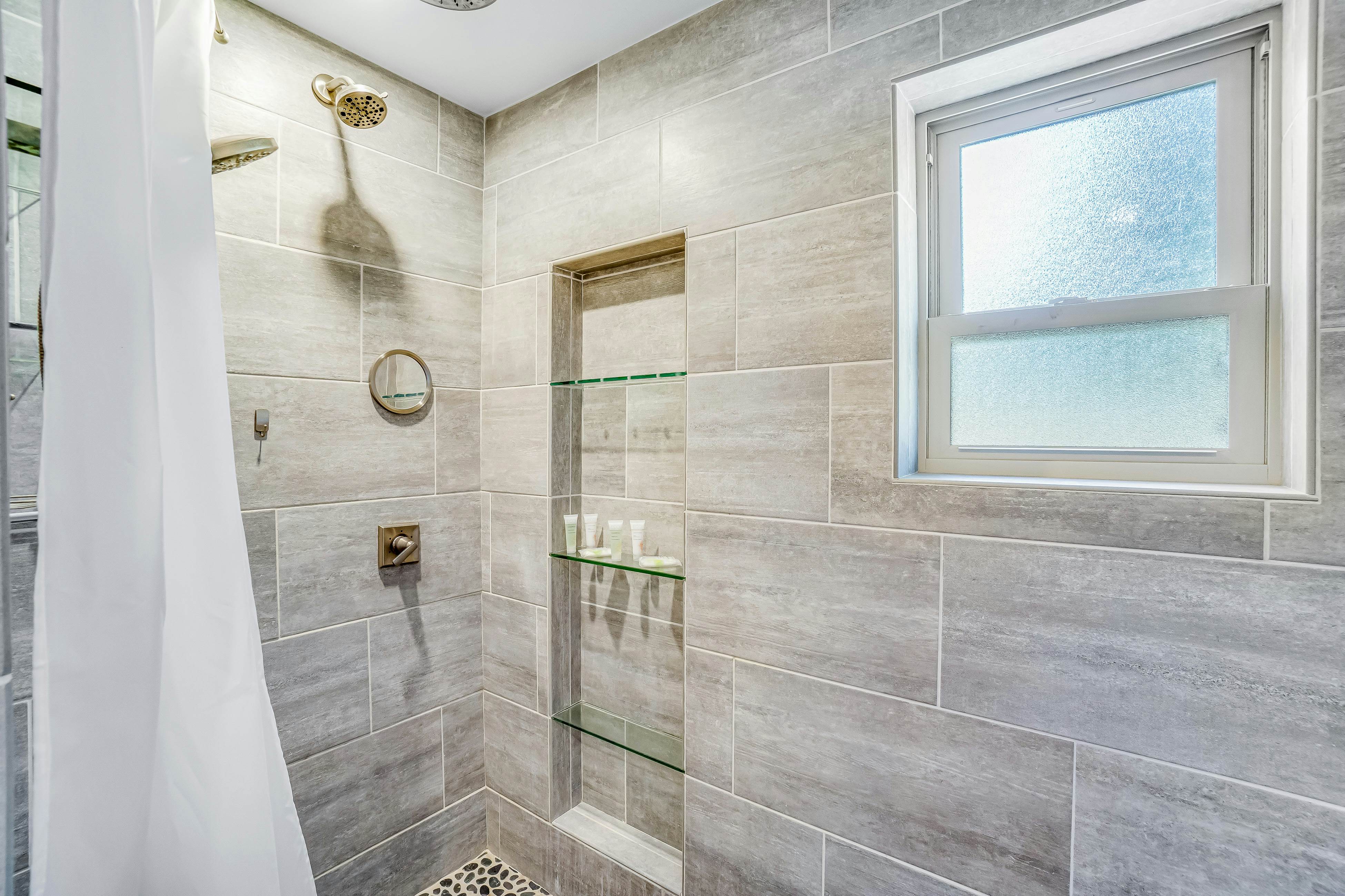 Innkeeper's Lodge at Mount Walker Inn