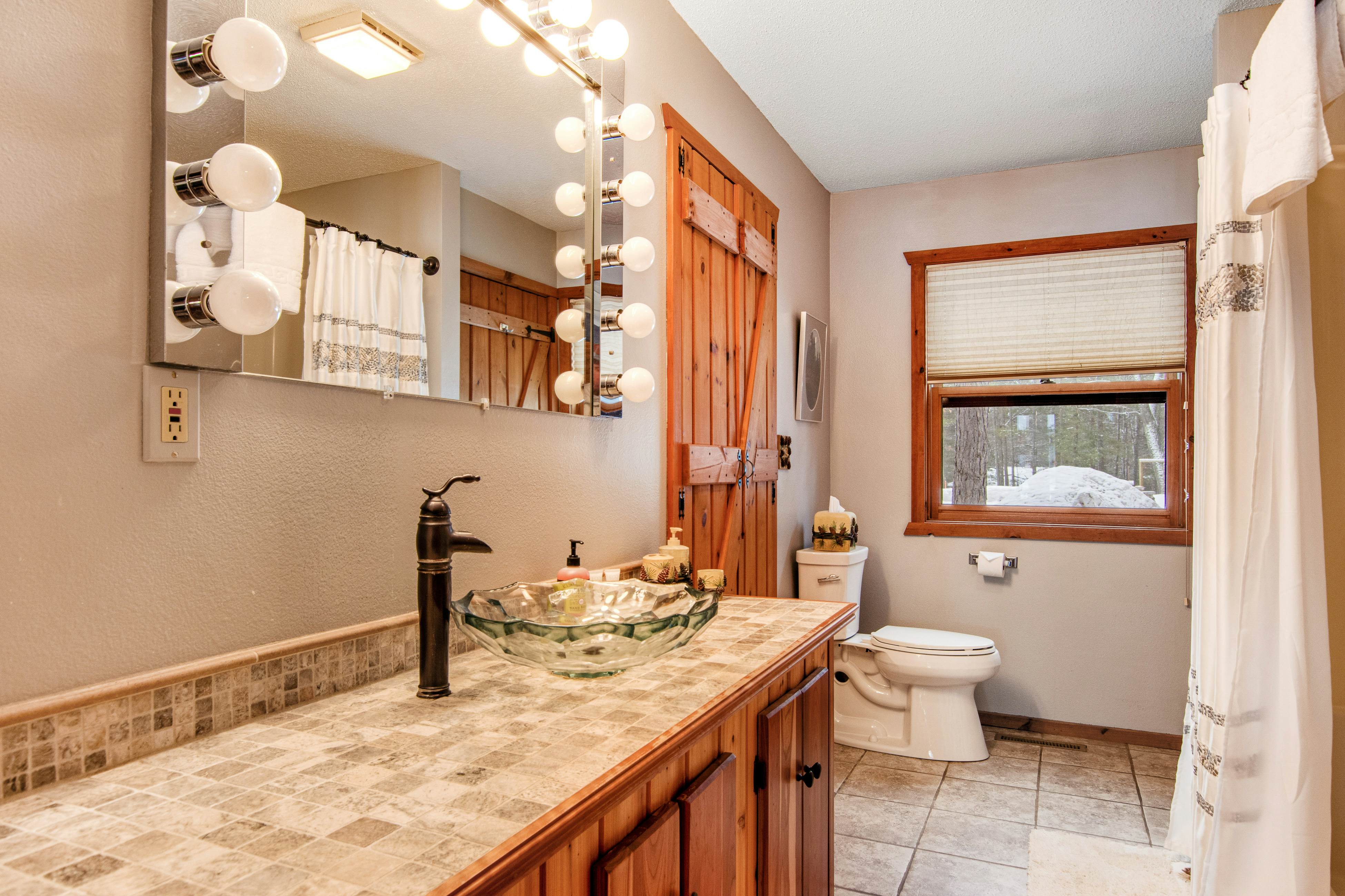 Sailor's Point Lodge