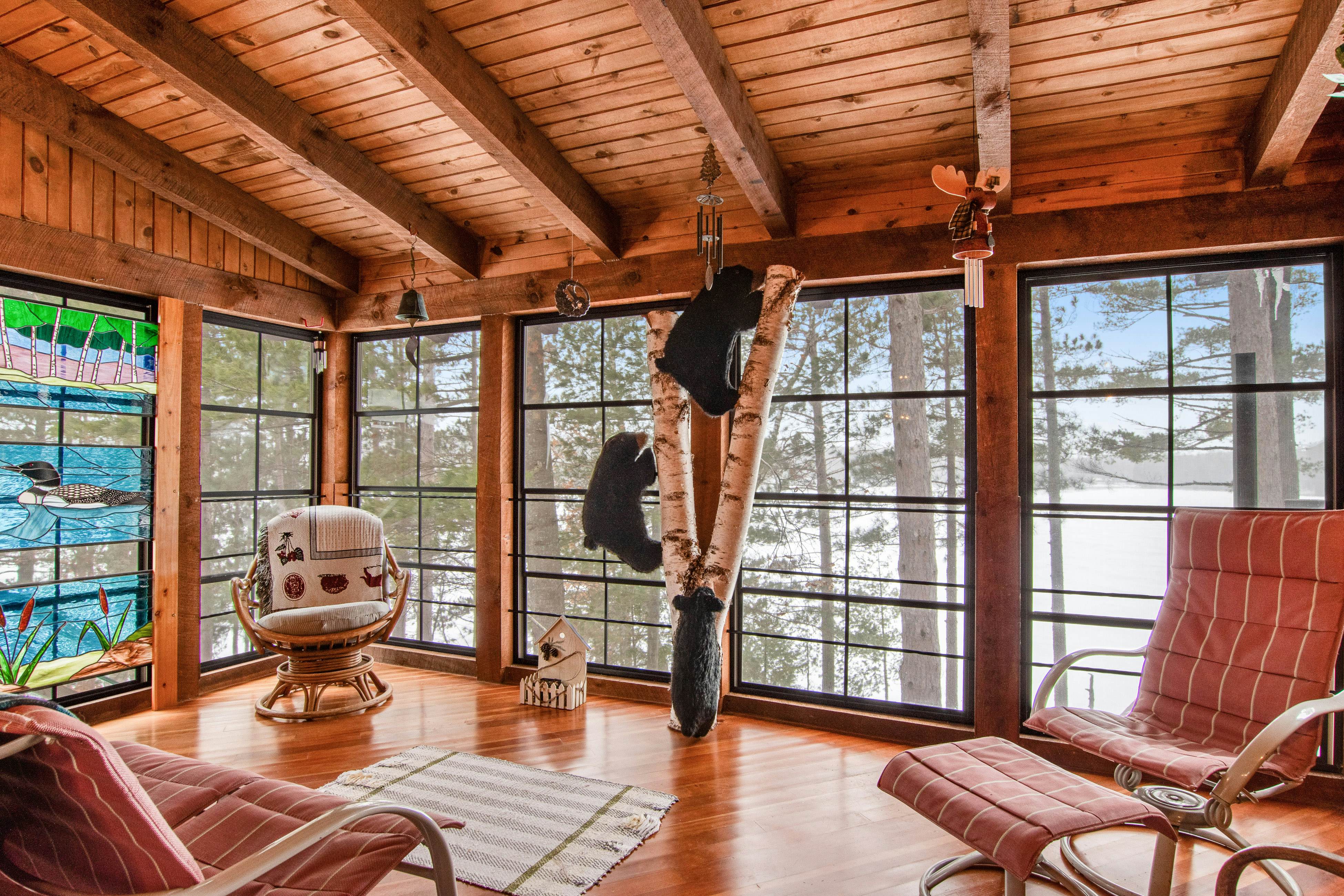 Sailor's Point Lodge