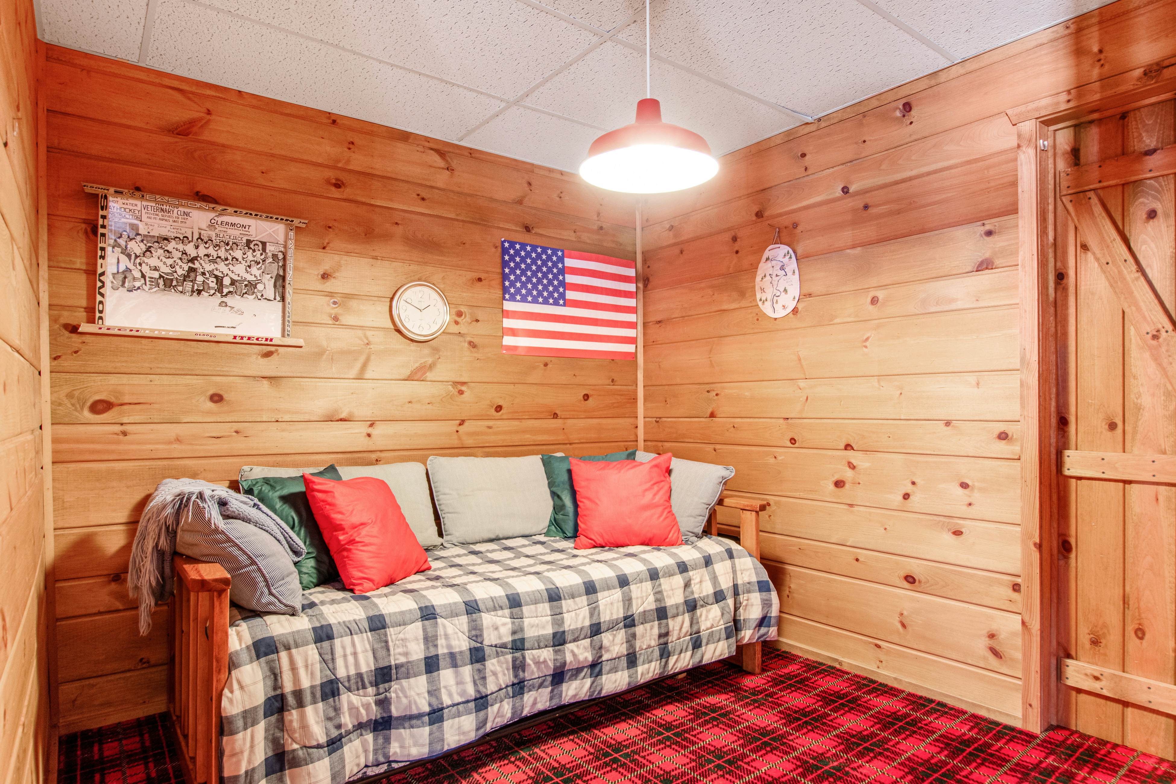 Sailor's Point Lodge