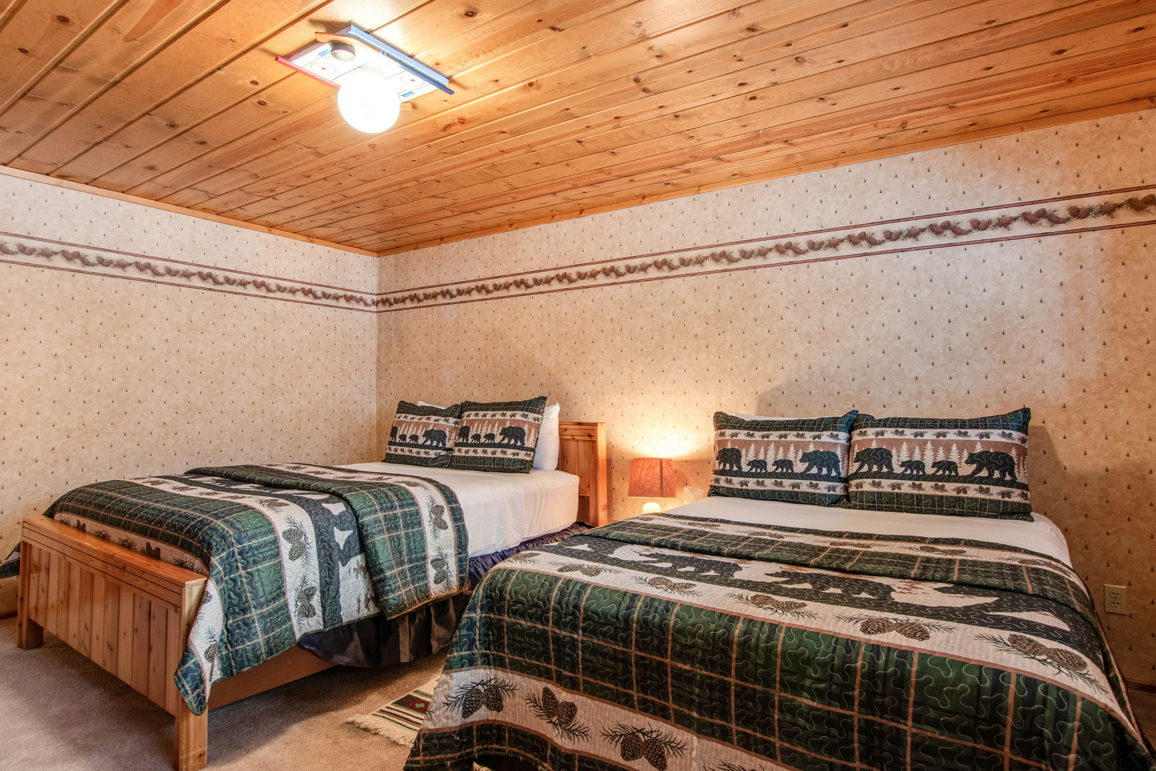 Sailor's Point Lodge