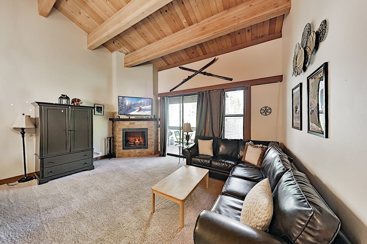 Aspen Grove Condo 2 BD Truckee, CA Vacation Rental Vacasa